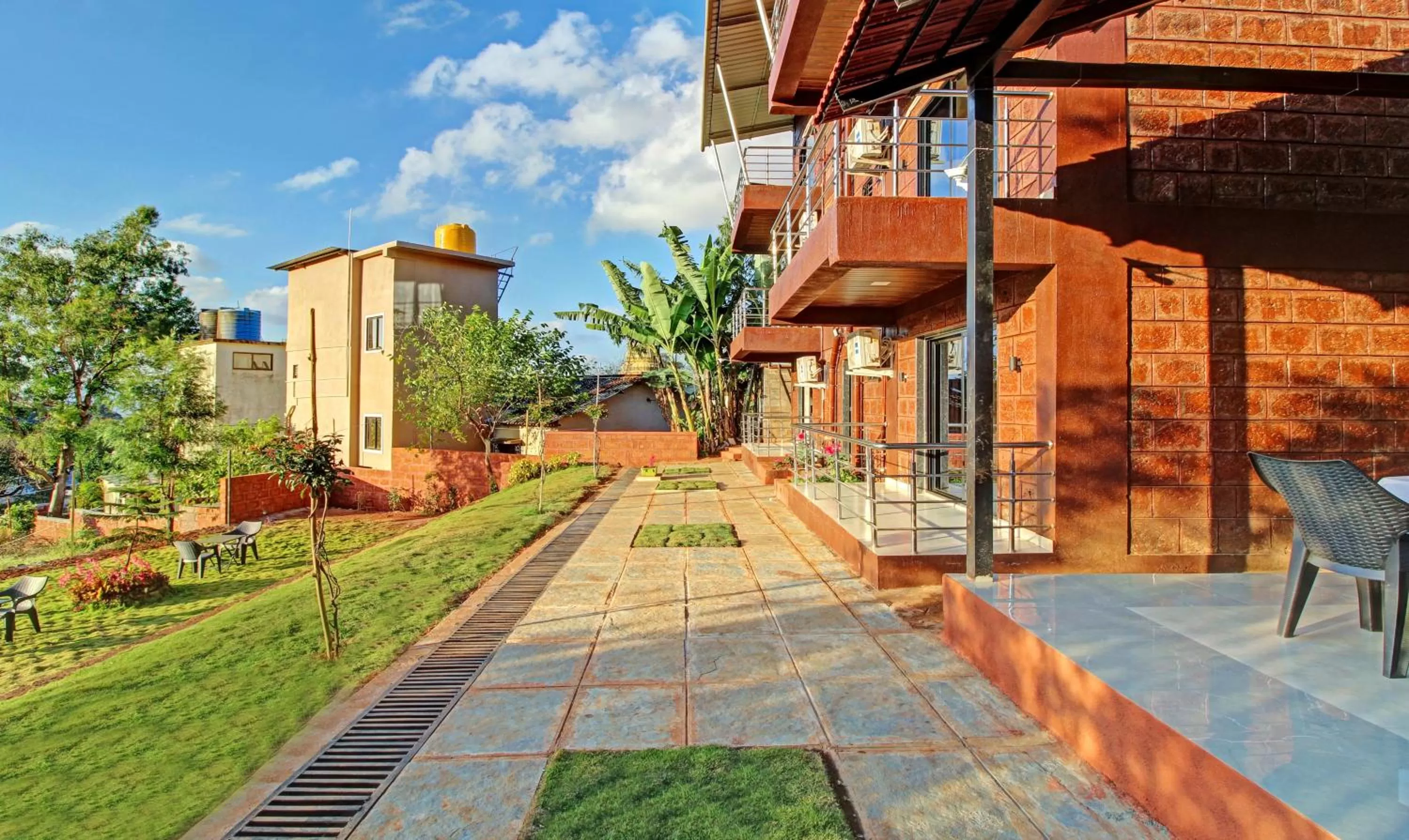 Property Building in Treebo Trend Raaya Regency