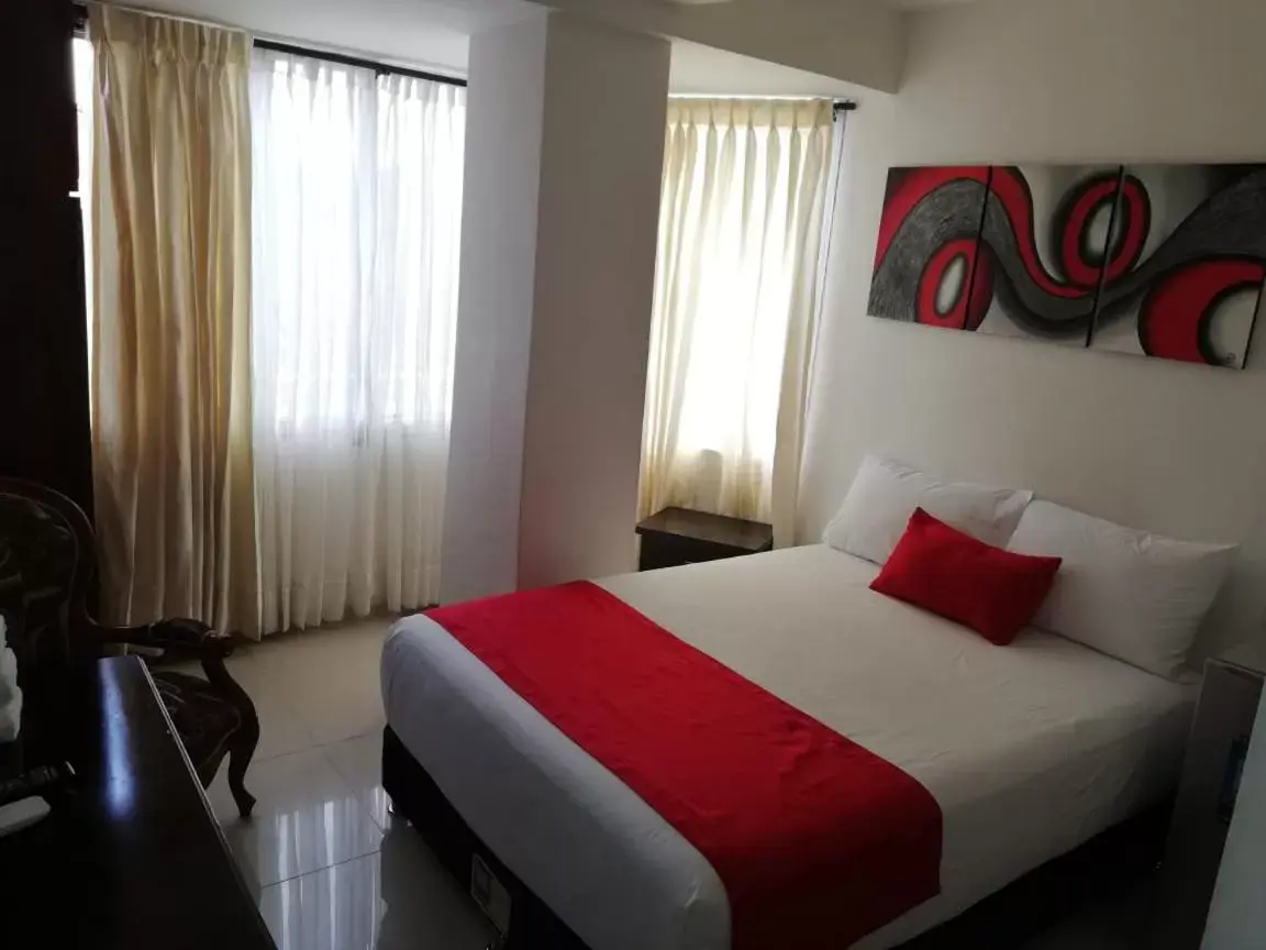 Economy Double Room in Hotel Cafe Plaza Economy Double Room in Hotel Cafe Plaza