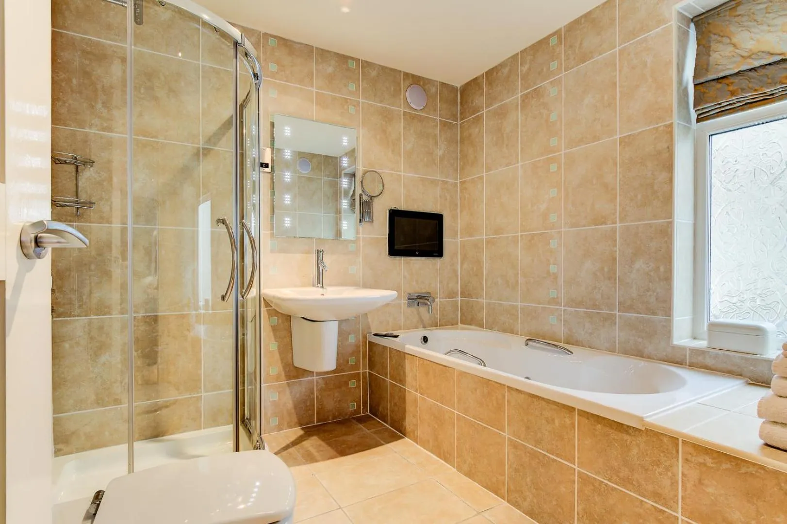 Bathroom in Number One South Beach