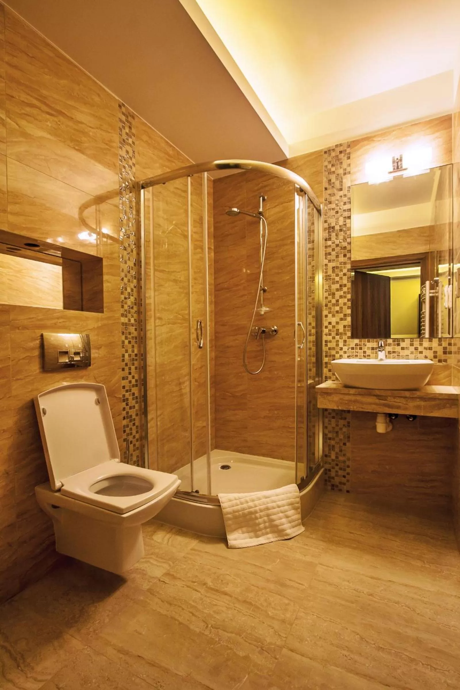 Bathroom in Hotel Tatarscy - ENERGYLANDIA