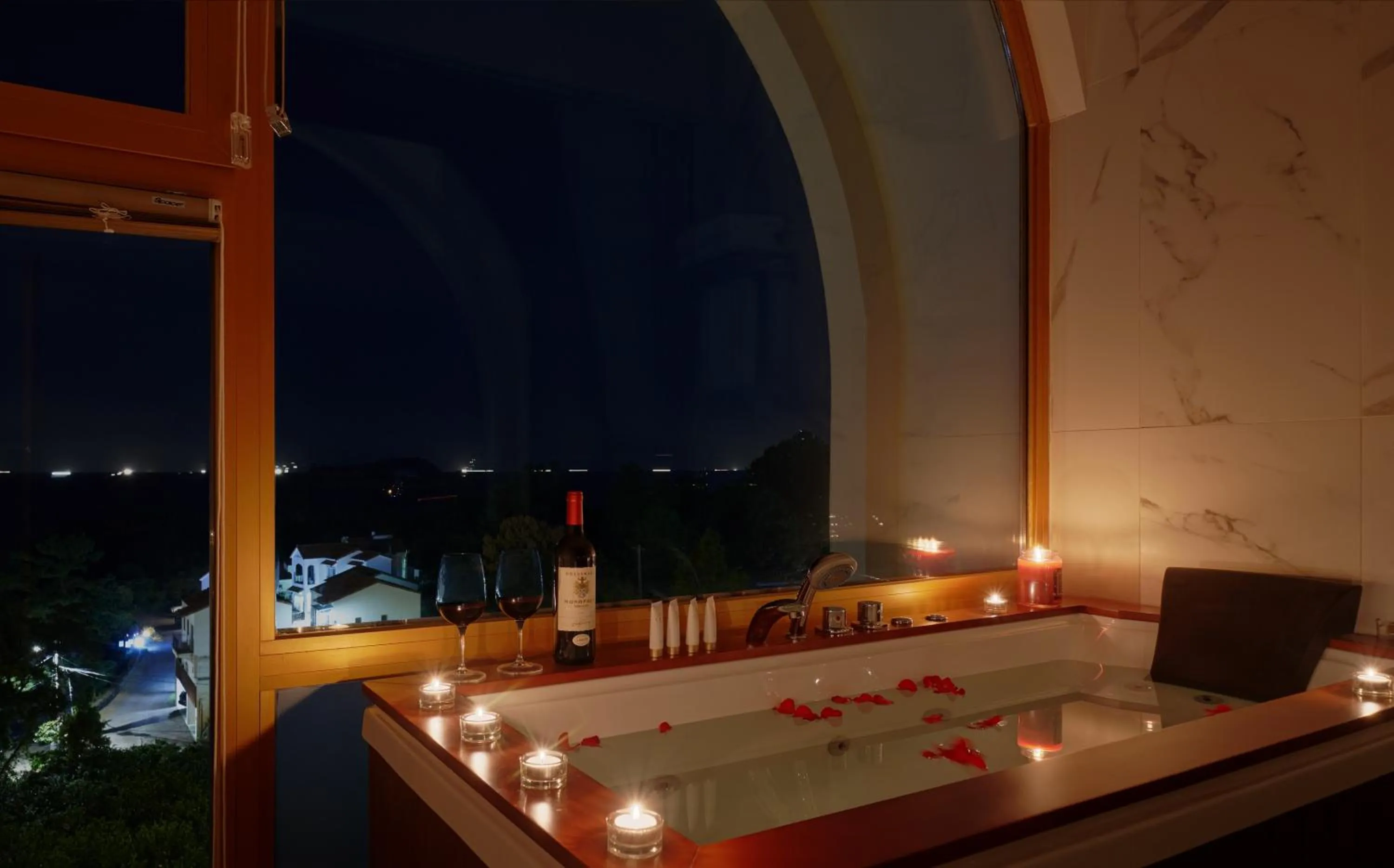 Night in GoldOne Hotel & Suites