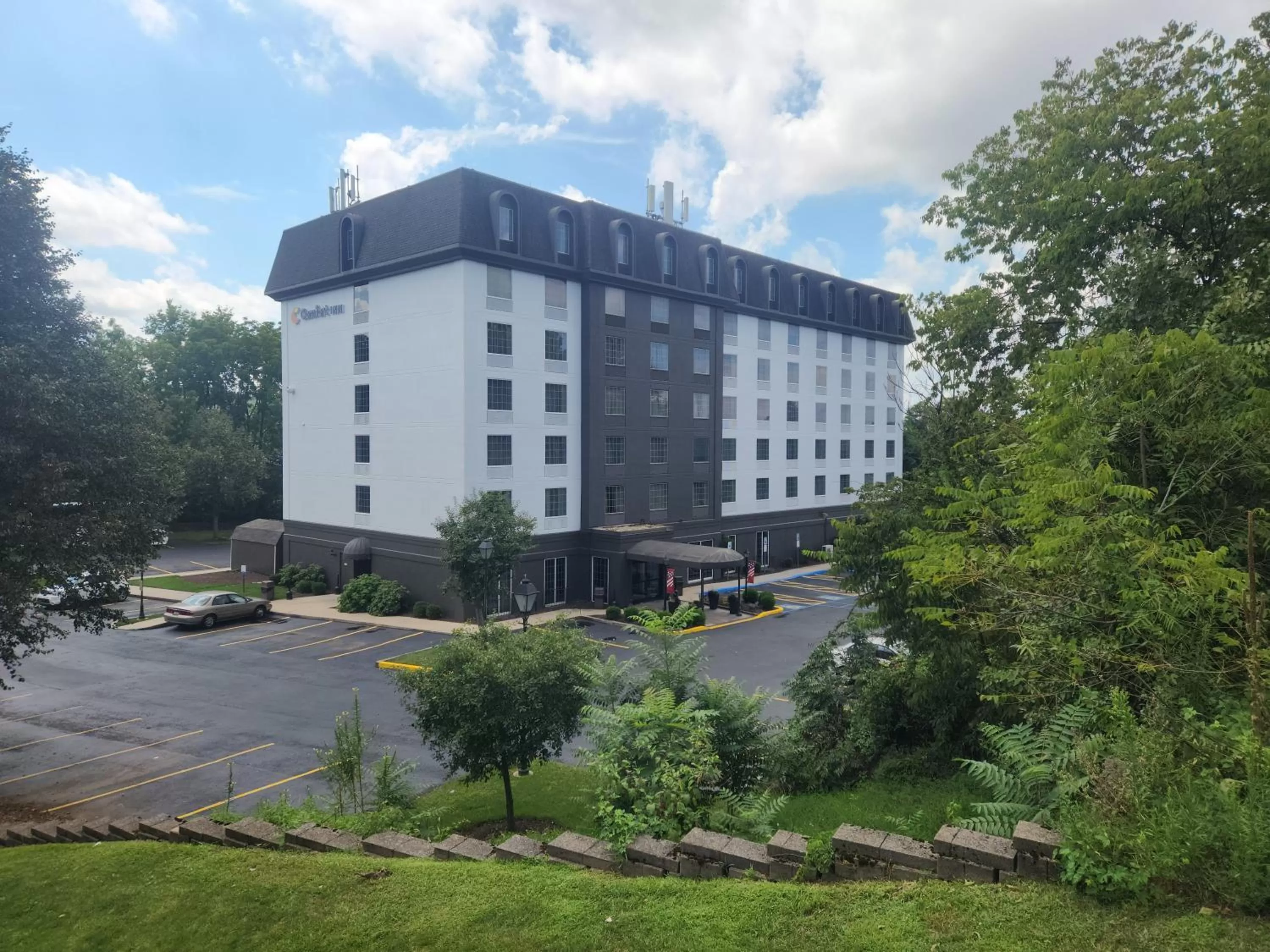 Property building in Comfort Inn Hummelstown near the Park - Hershey