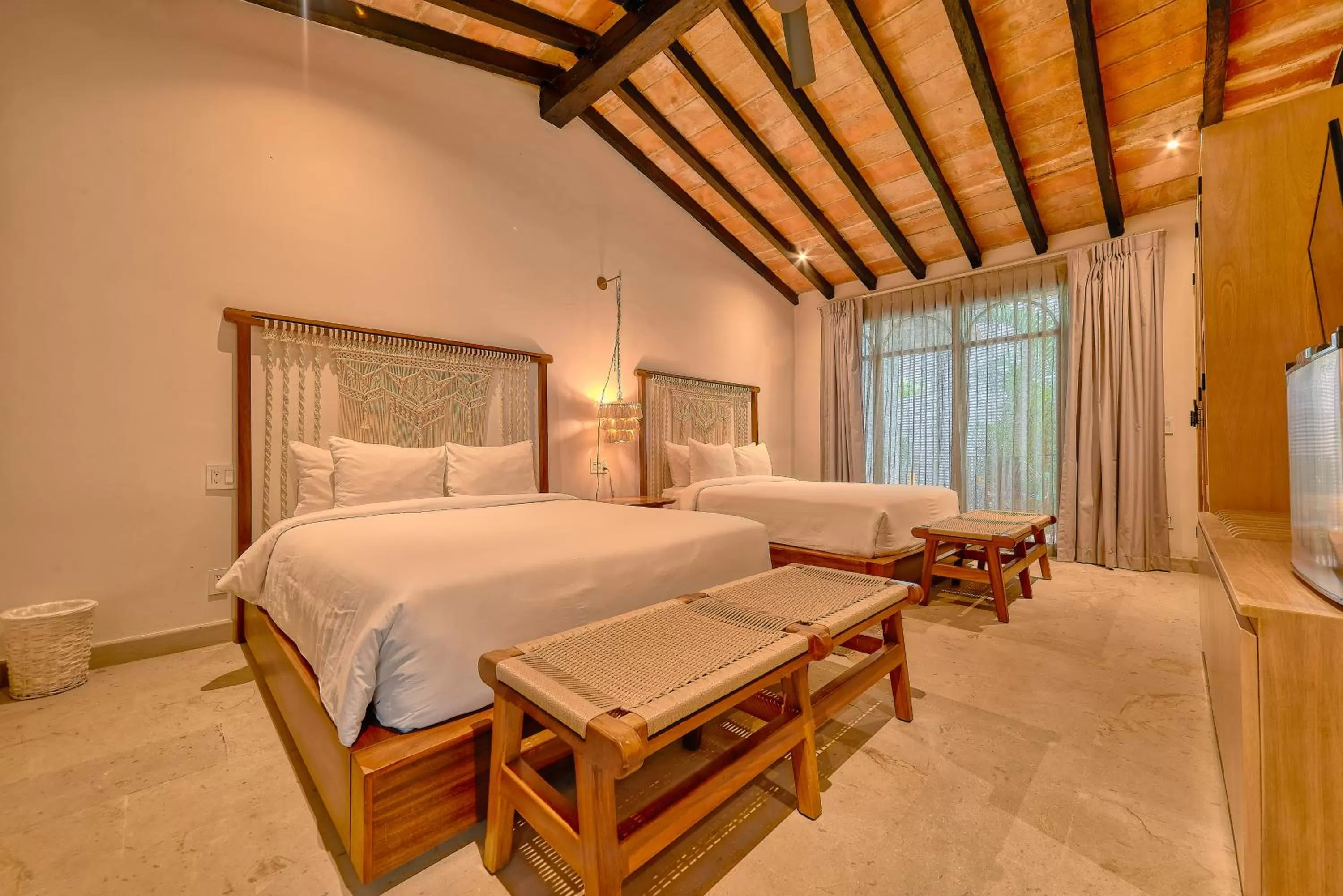 Deluxe Double Room in Maxwell Residences at Indah