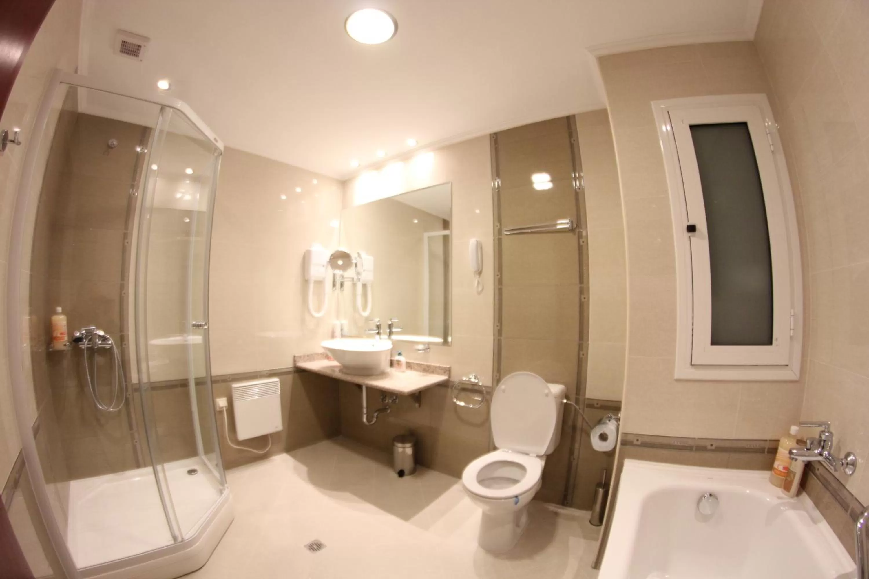 Bathroom in Downtown Bansko Resort