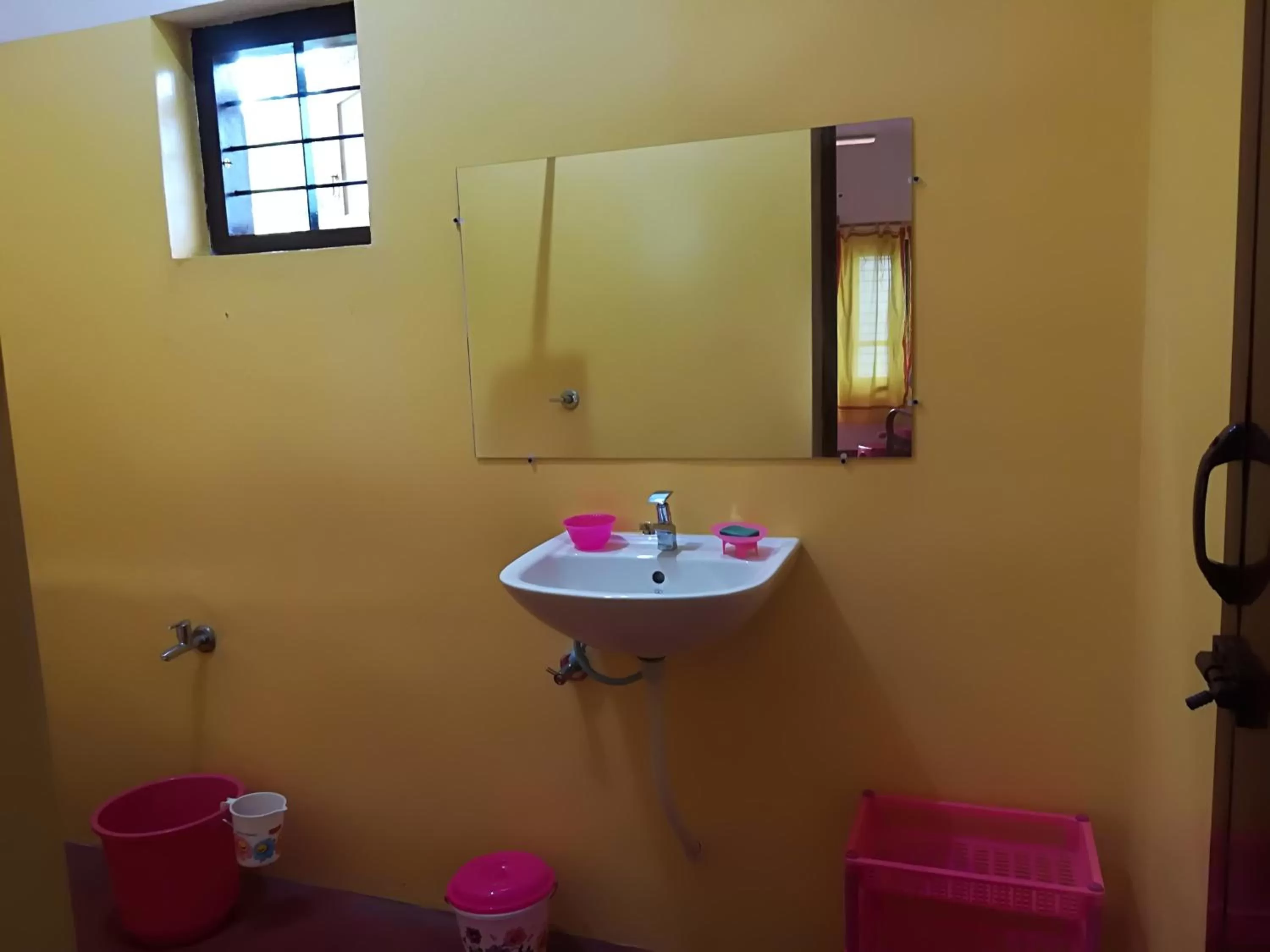 Shower, Bathroom in Sukriti beach Resort