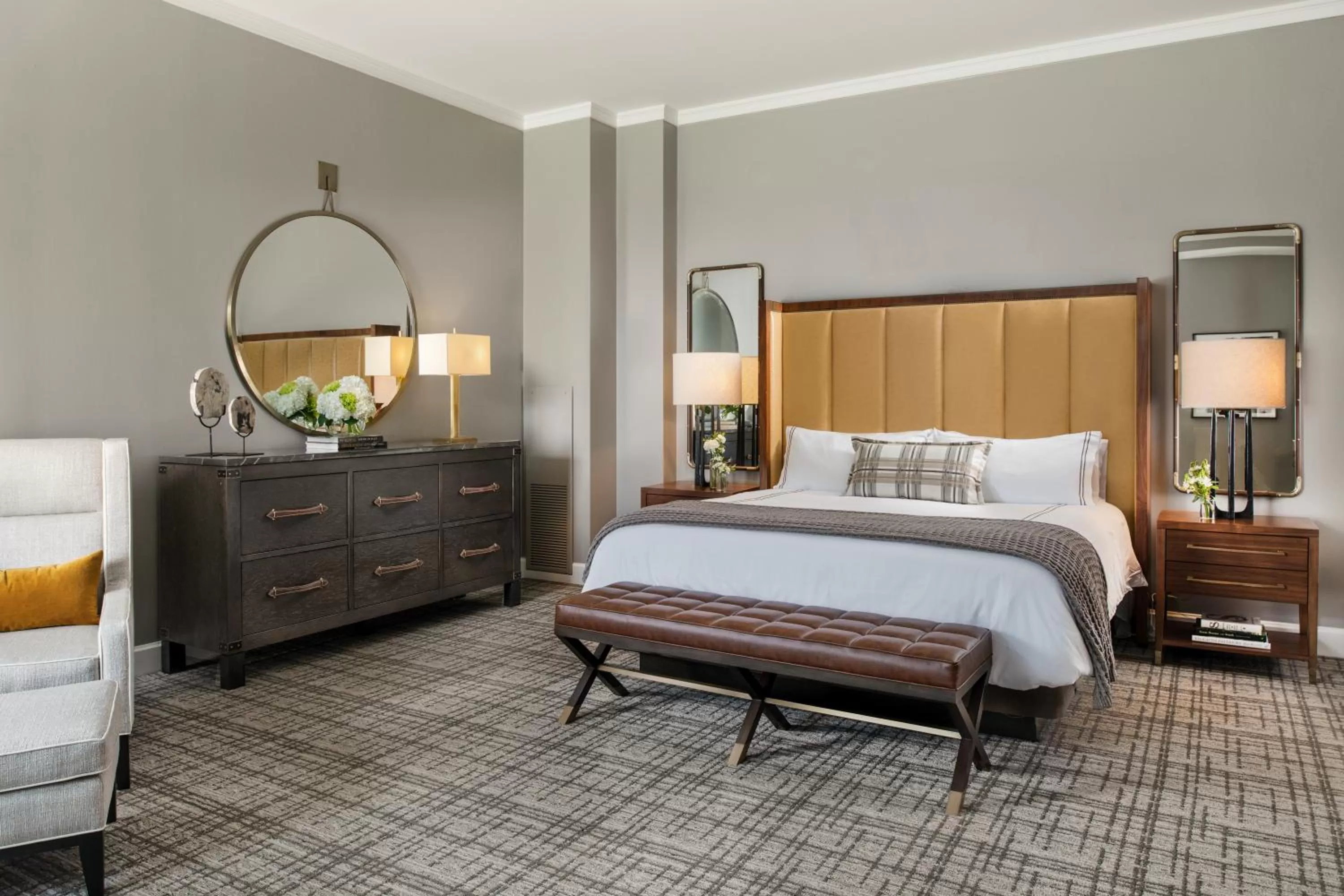 Bedroom, Bed in Chateau Elan Winery