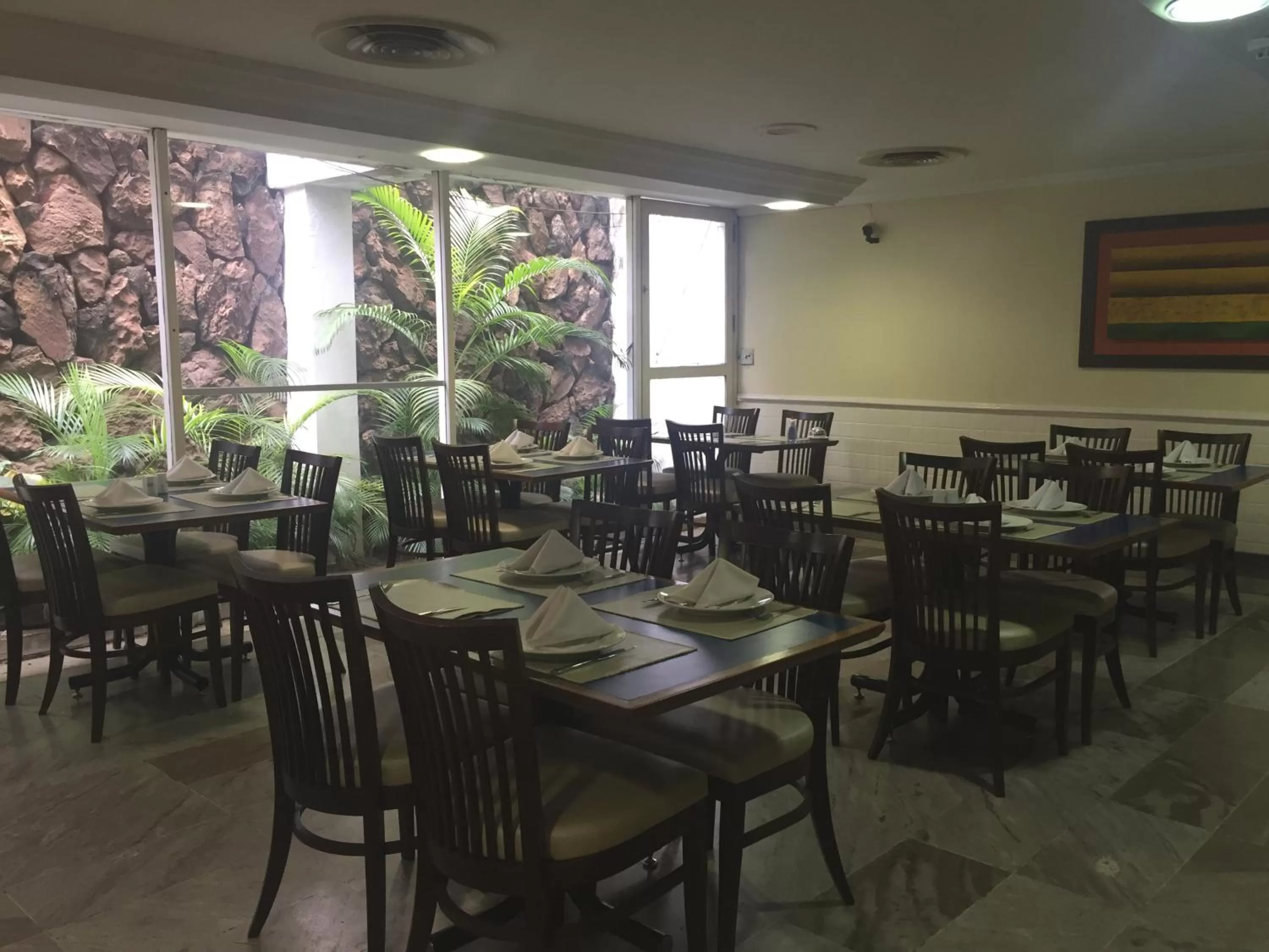 Restaurant/places to eat in Phenícia Bittar Hotel