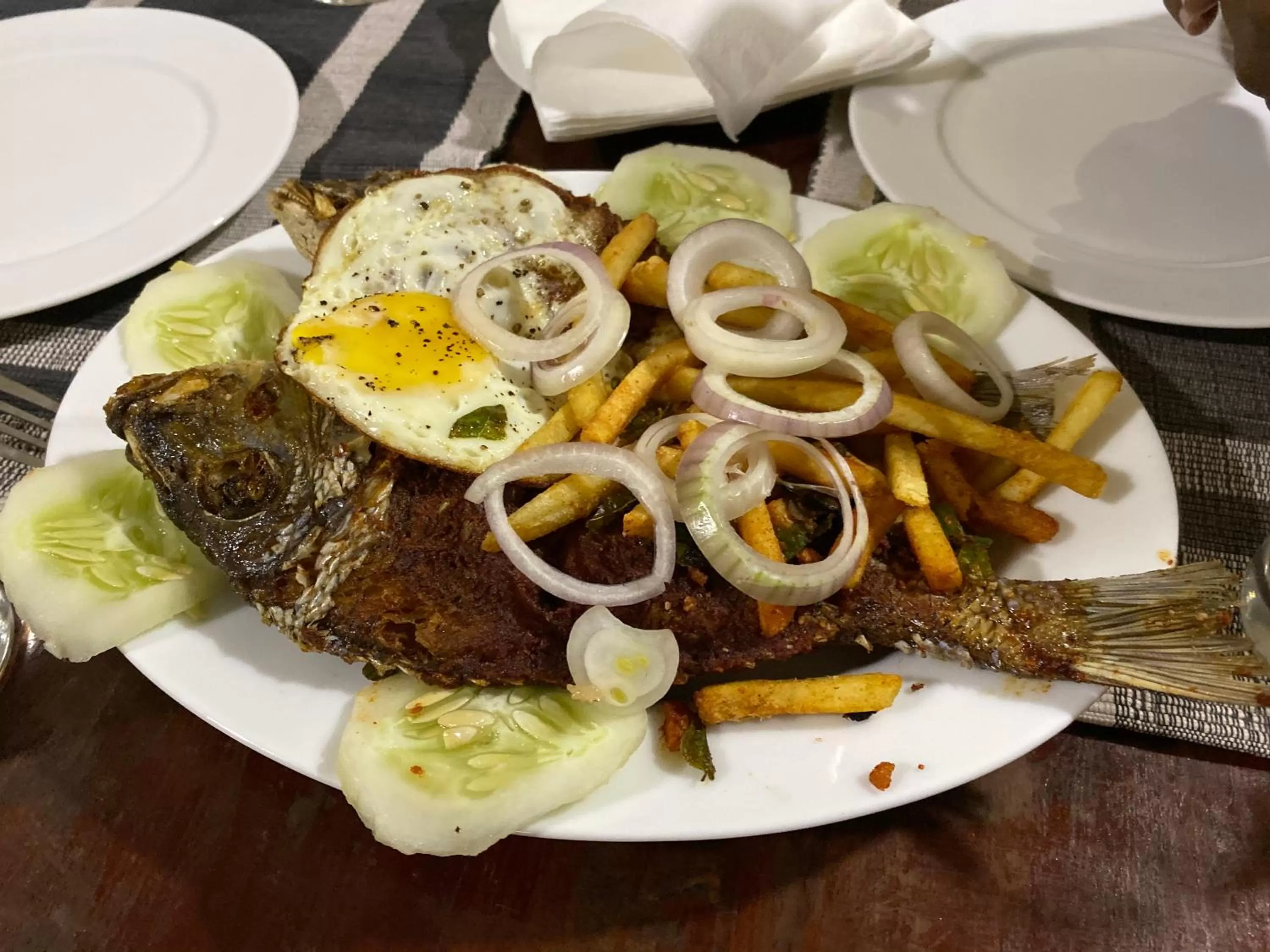 Restaurant/places to eat in Yal's Town Inn