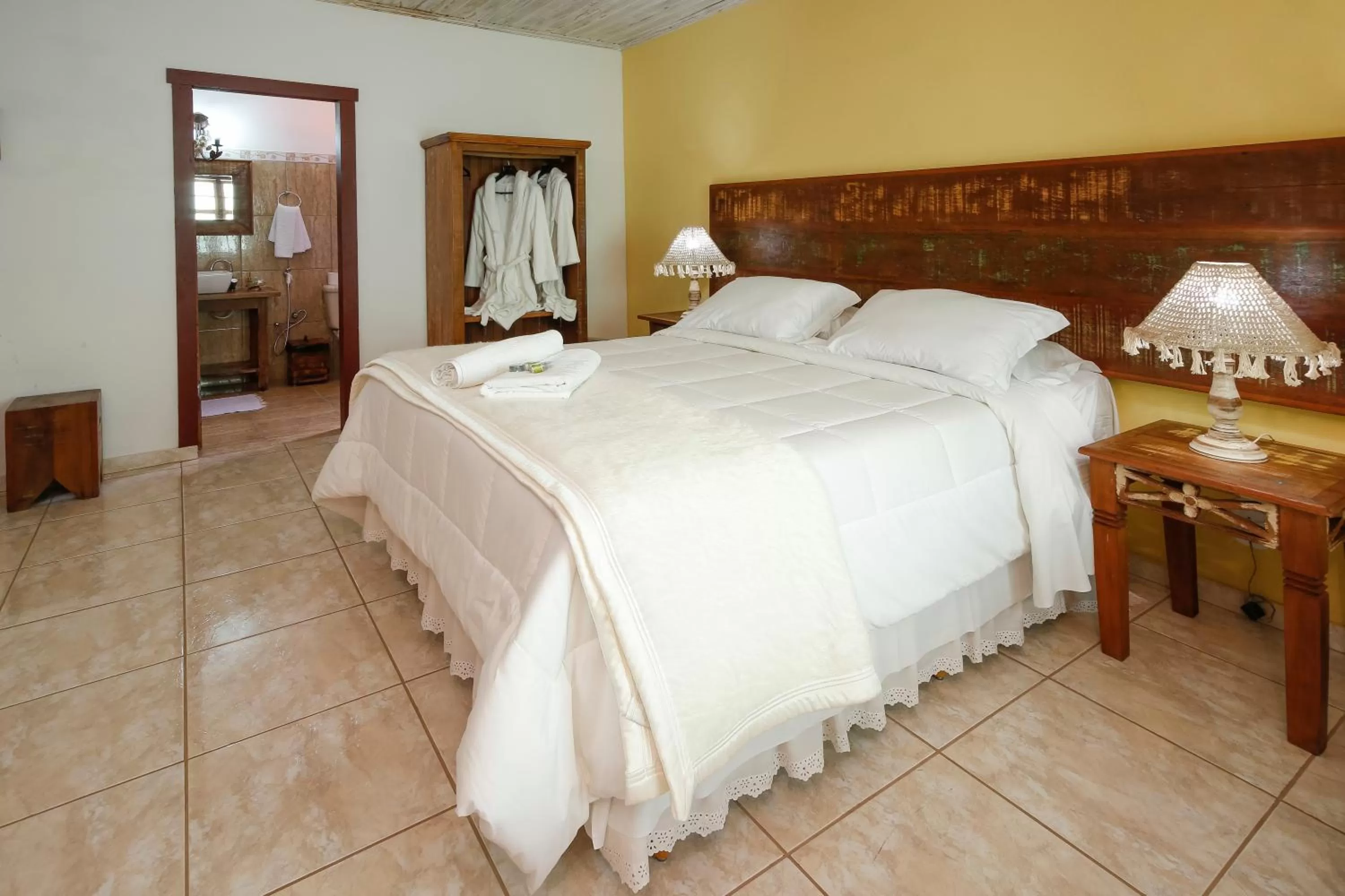 Bedroom, Bed in Pousada Neuza Barbosa