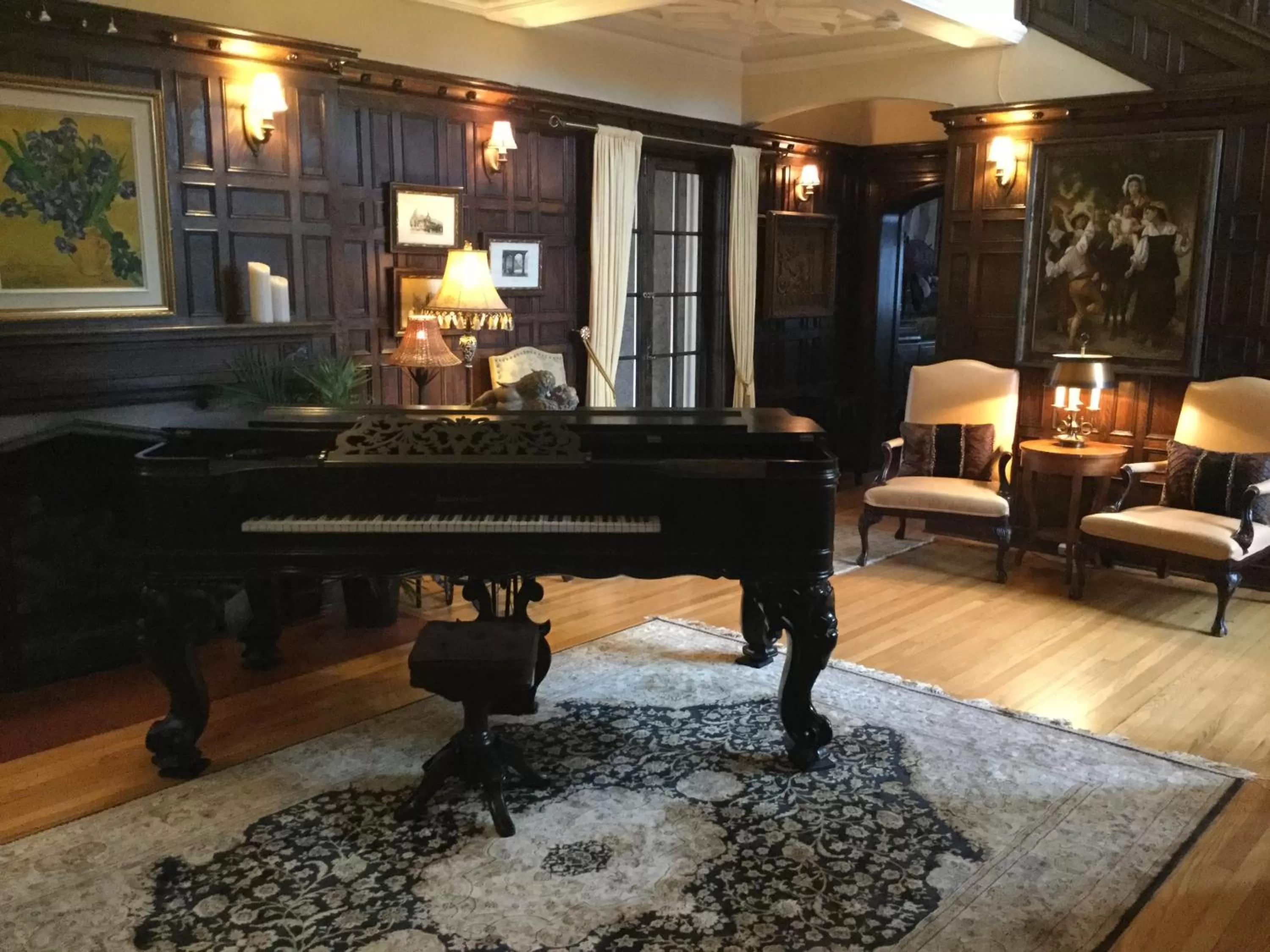 Billiards in Grey Gables Inn