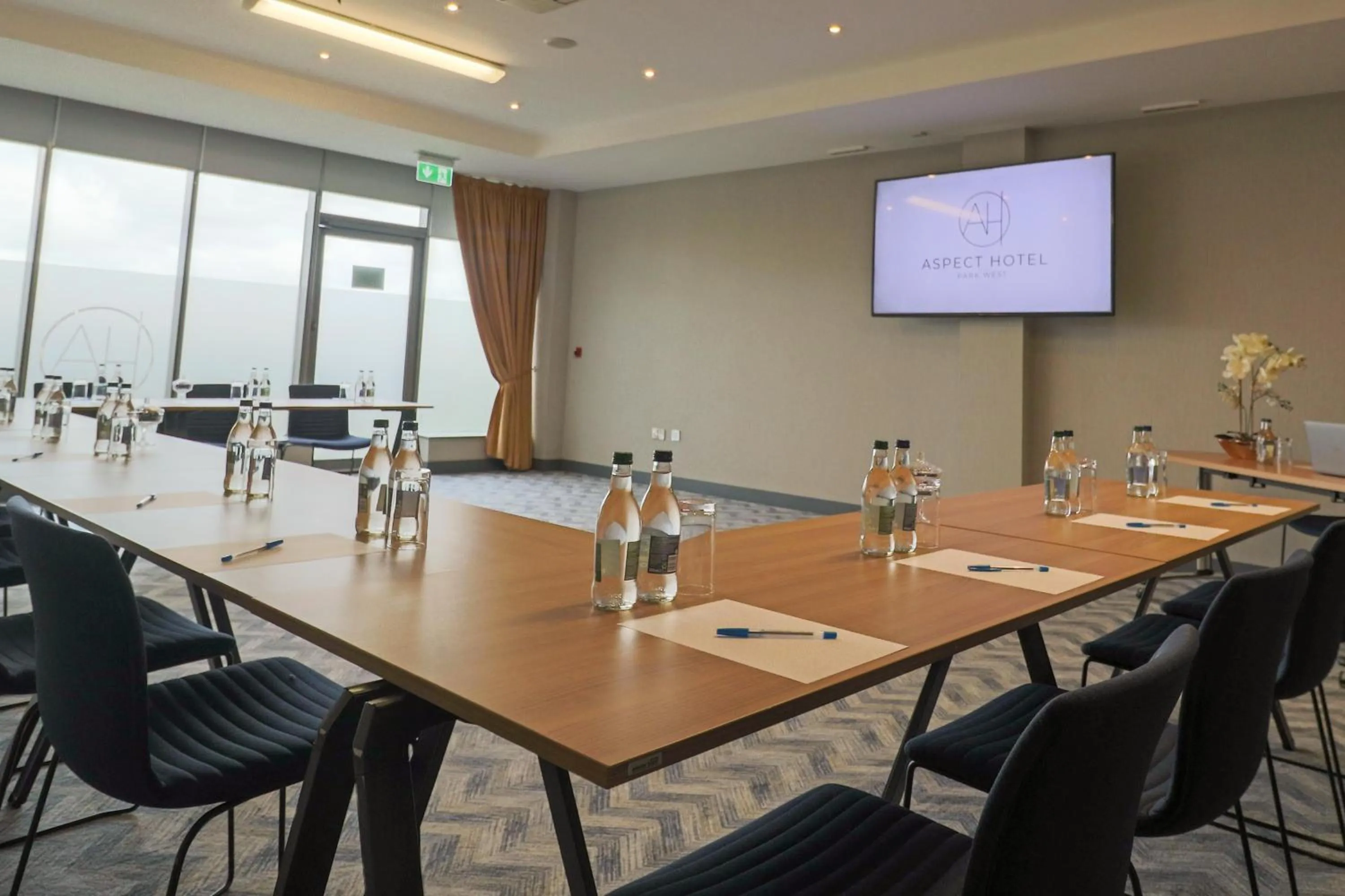 Meeting/conference room in Aspect Hotel Park West