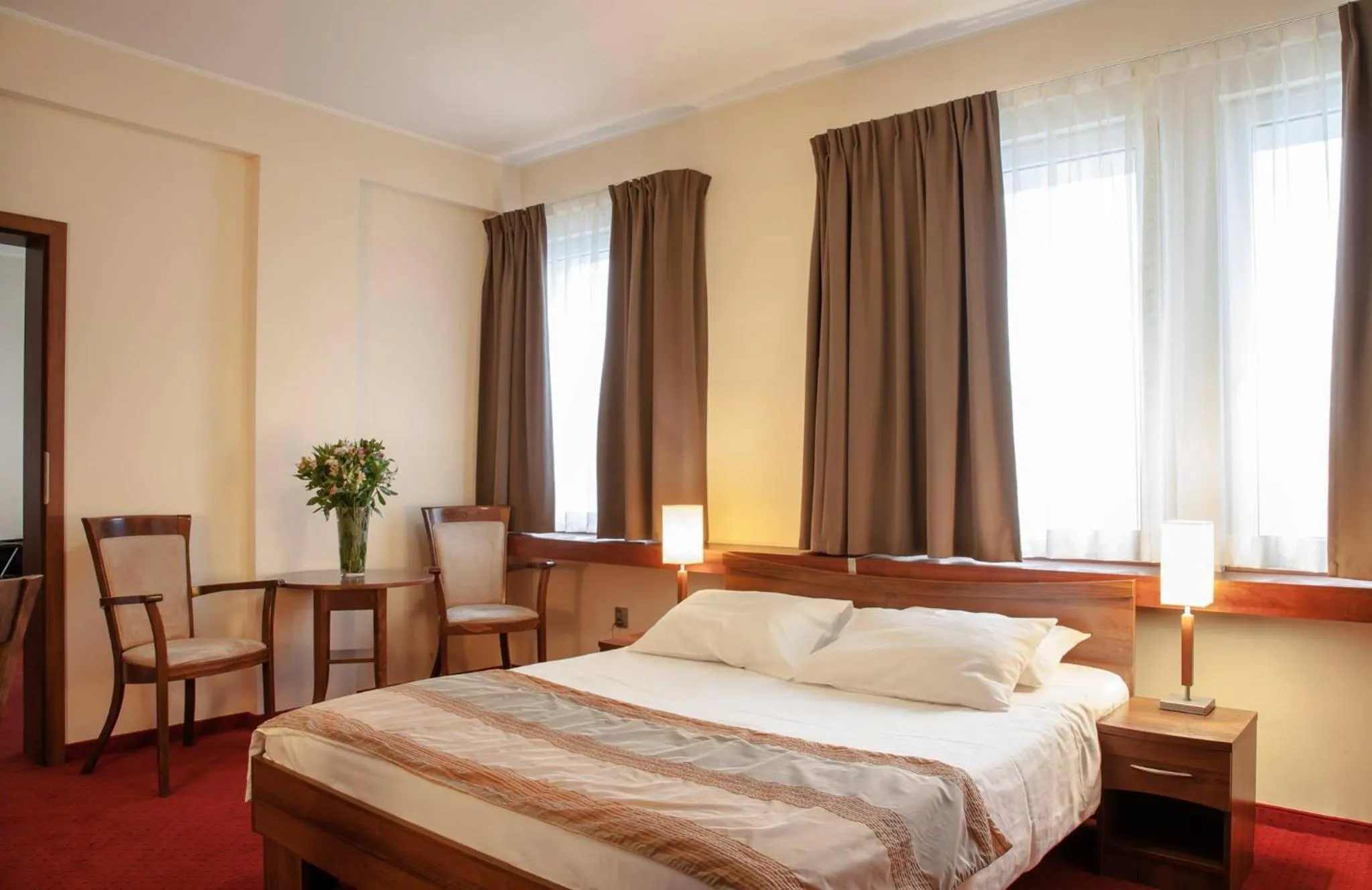 Photo of the whole room, Bed in M Hotel