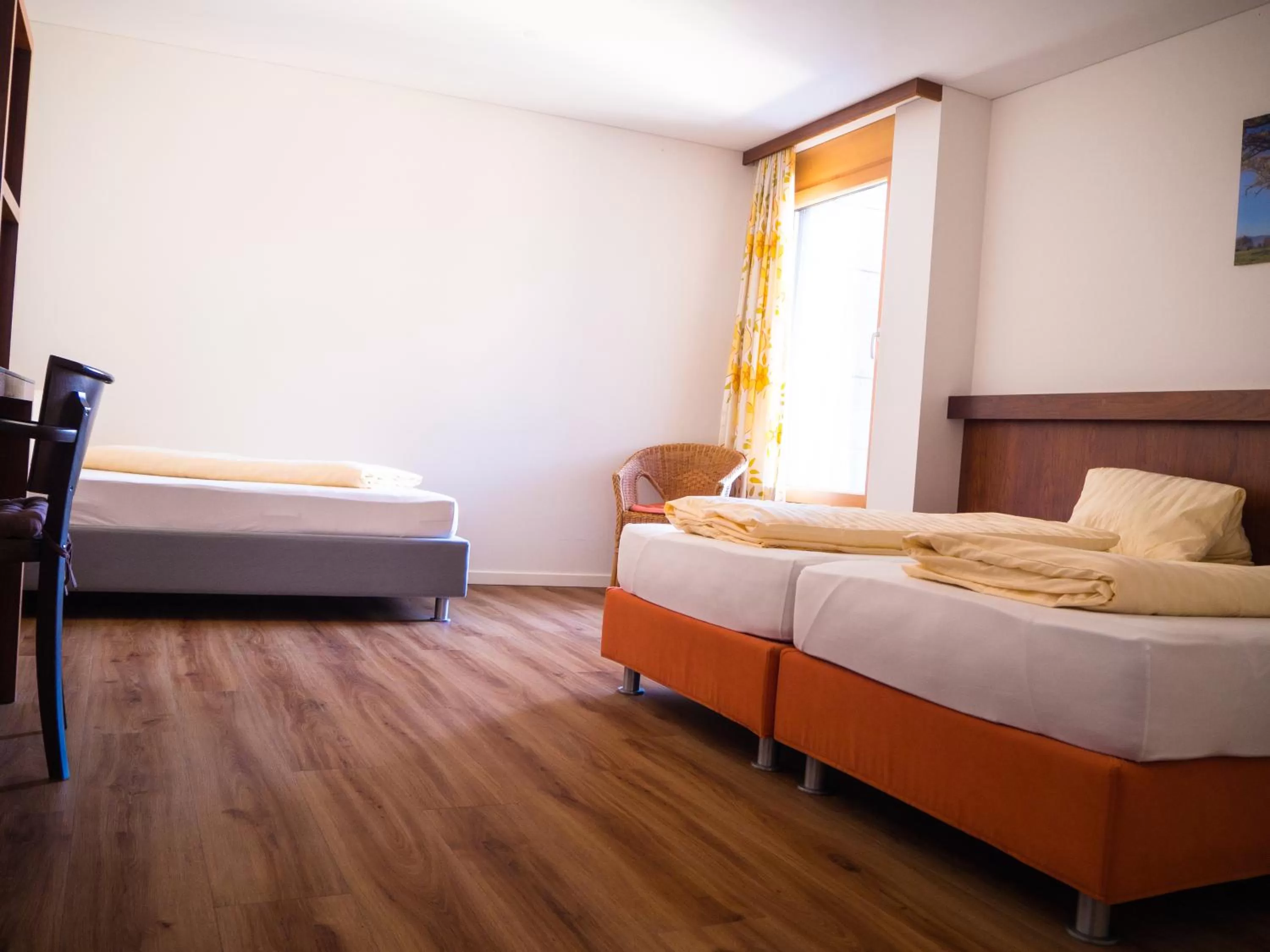 Photo of the whole room, Bed in Gasthof Meindl - Self-Check-In mit 24h Telefon Support