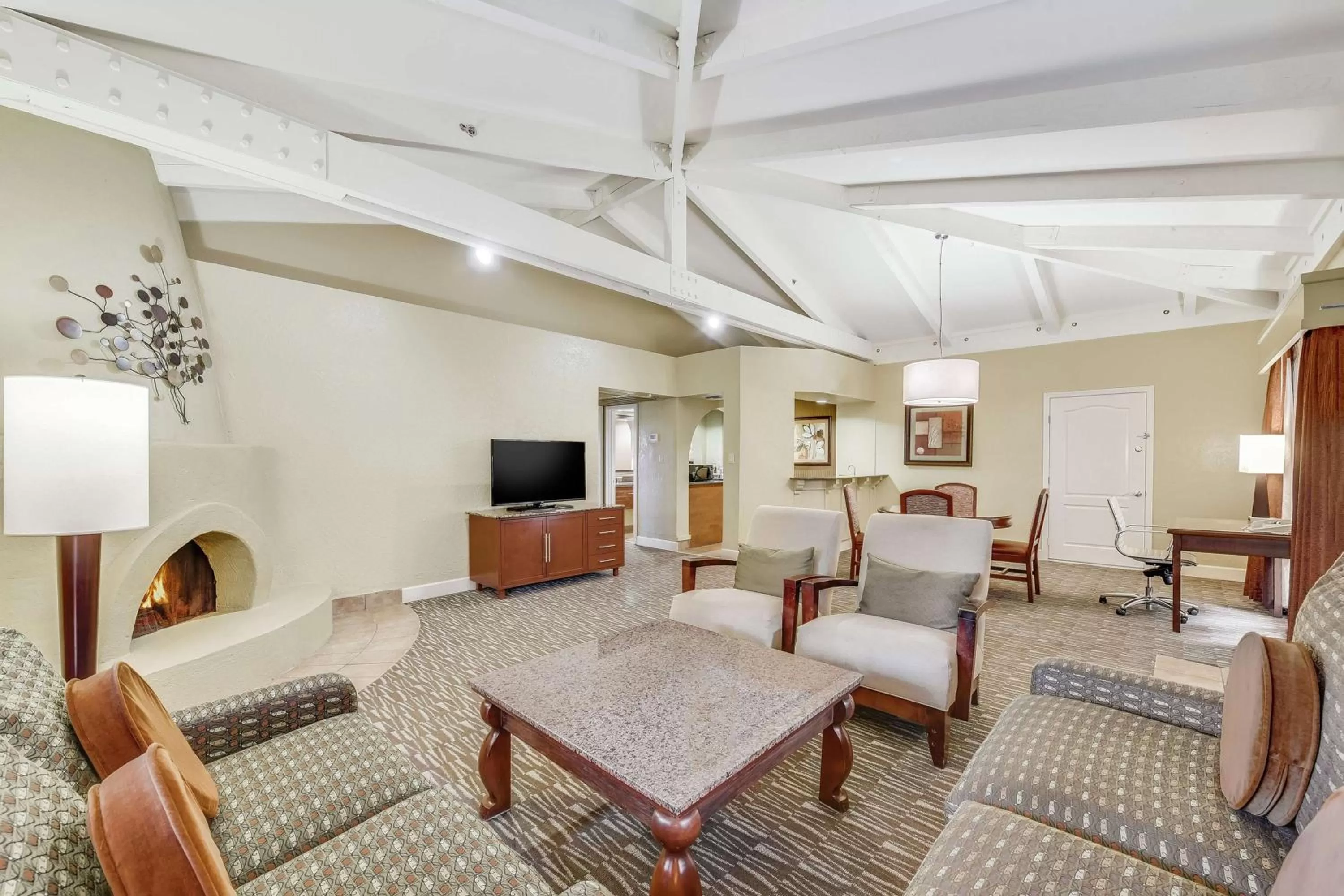 Bedroom in Hilton Phoenix Tapatio Cliffs Resort