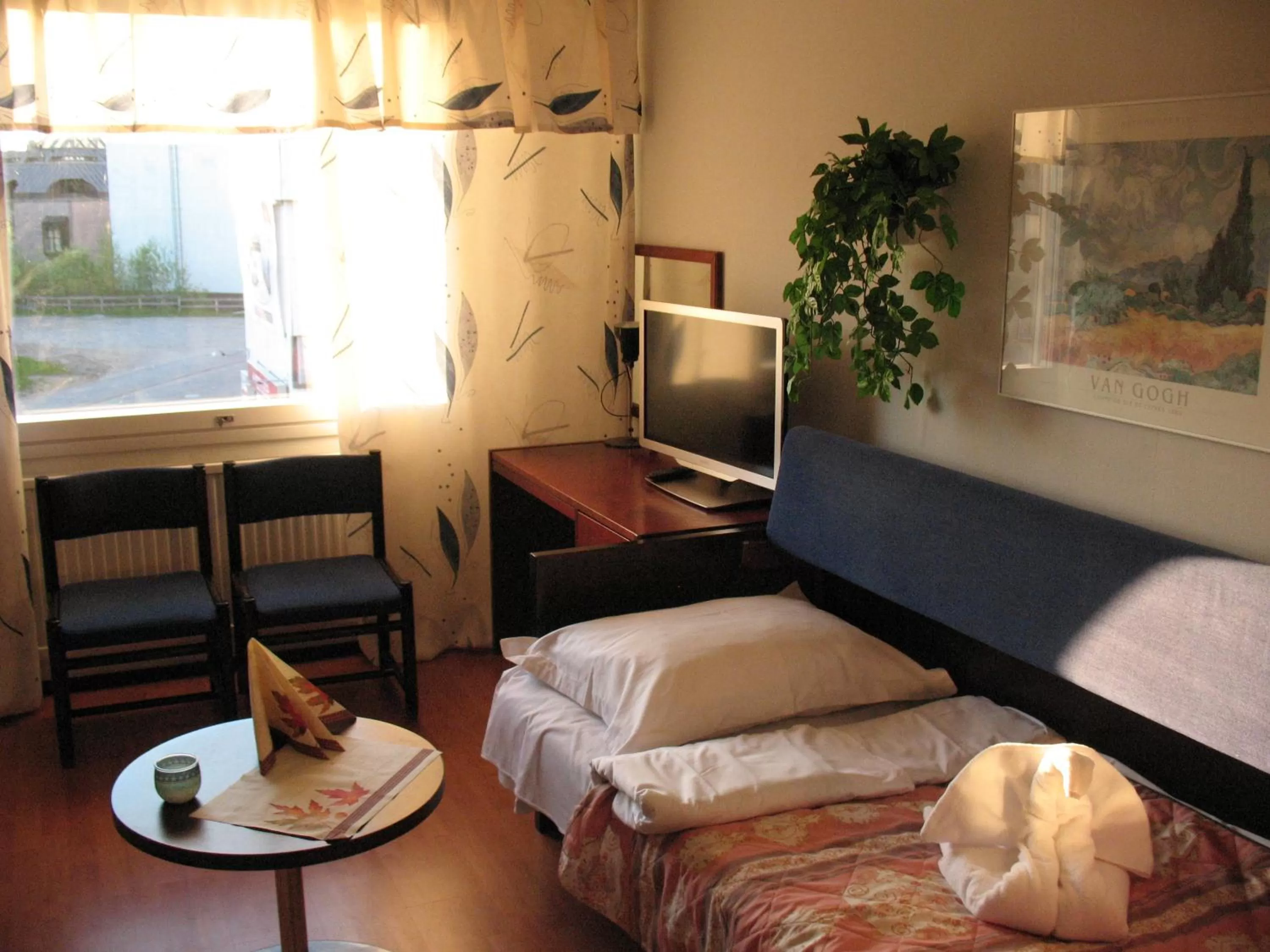 Day, Bed in Hotel Kemijärvi