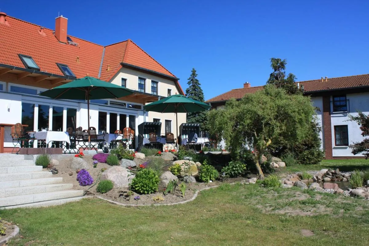 Garden in Hotel Ostseeland