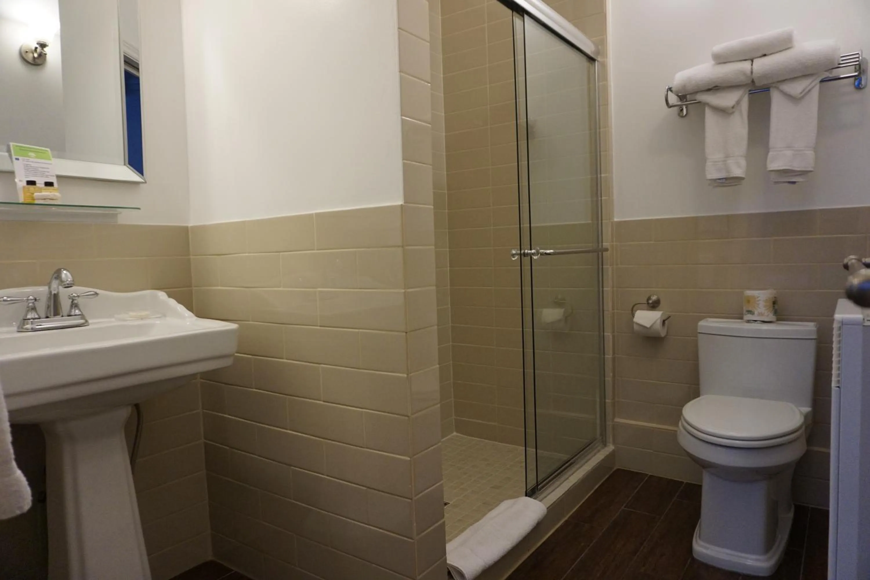 Bathroom in Hôtel Marie-Rollet