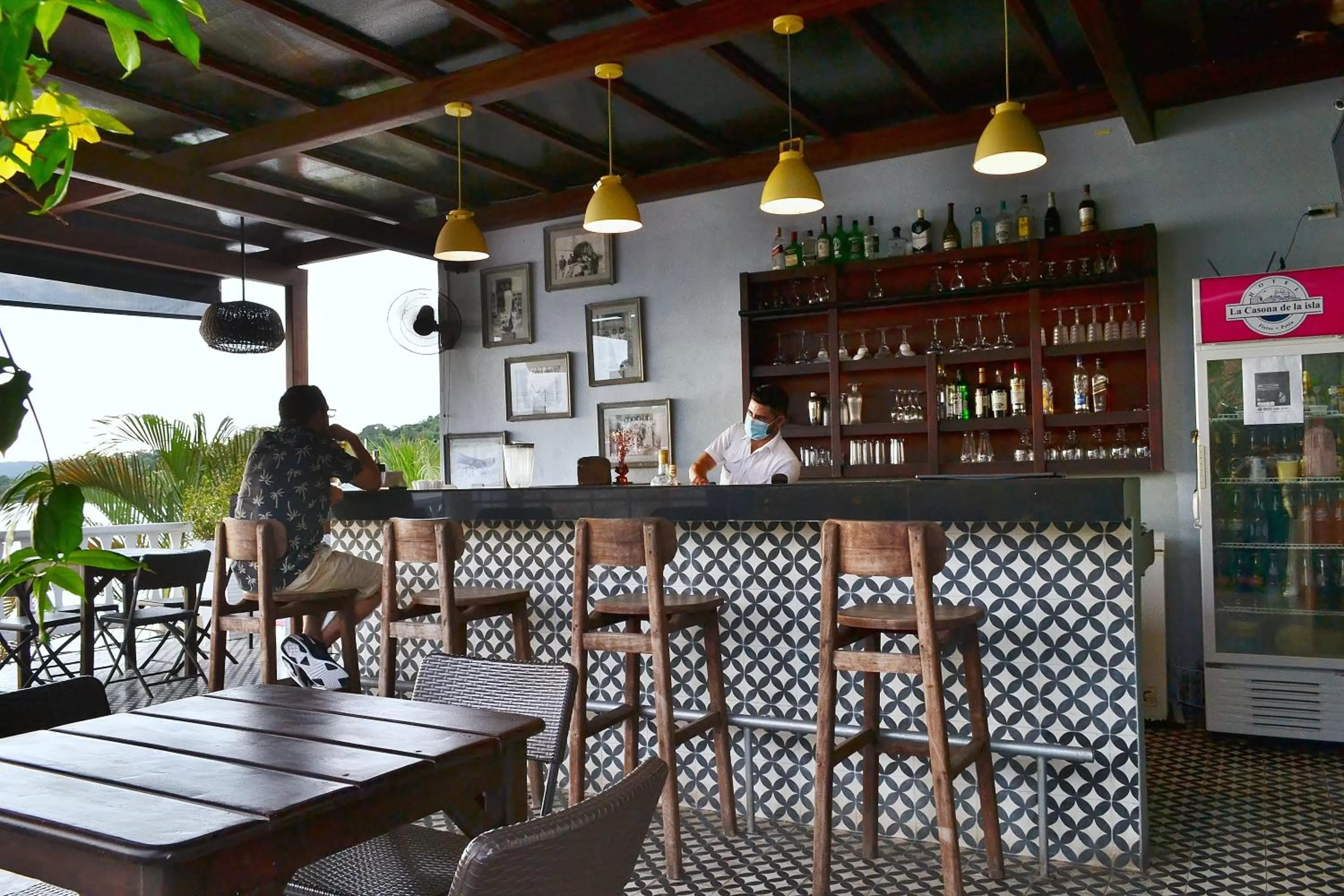 Restaurant/places to eat in Hotel Casona de La Isla