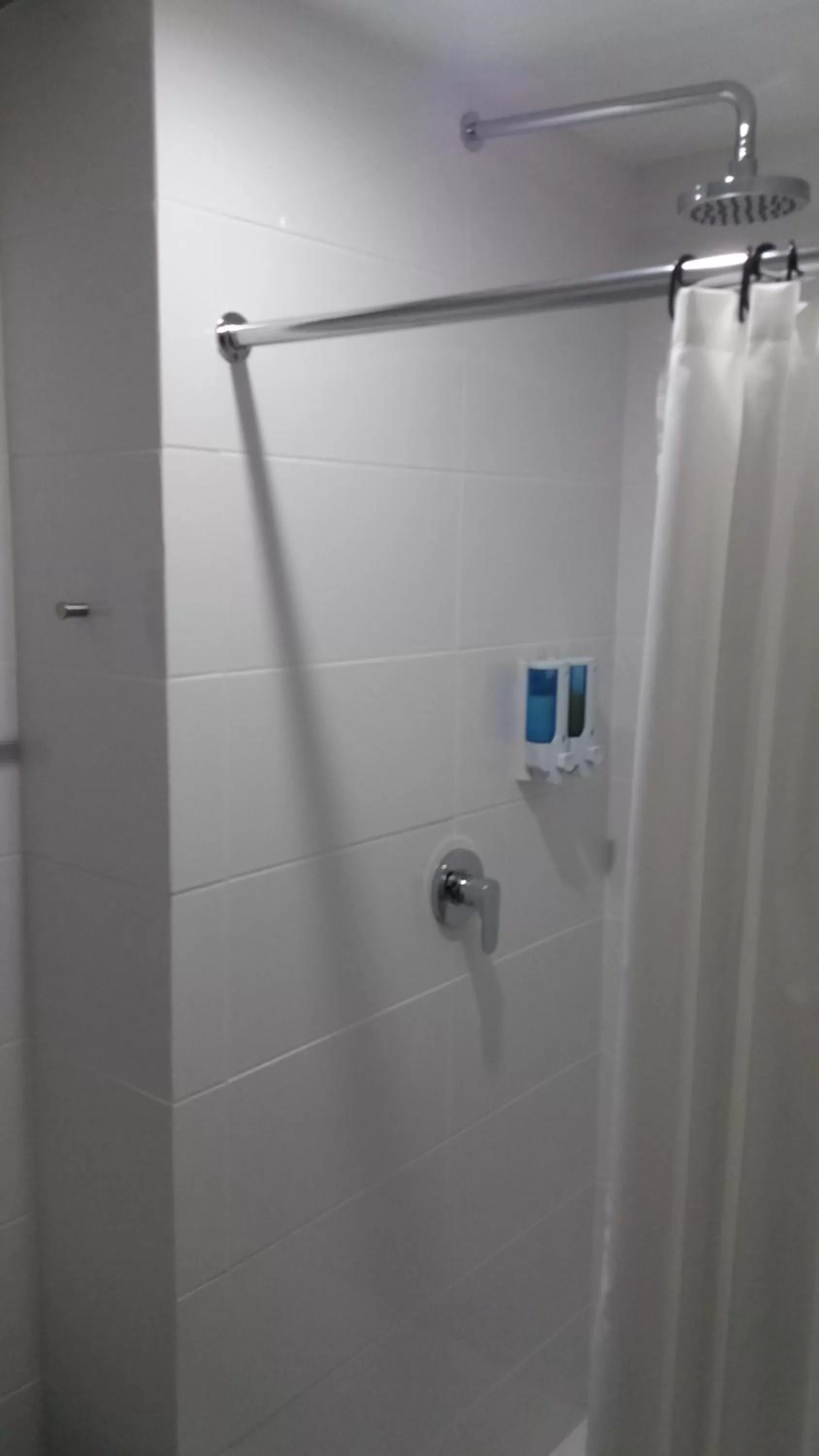 Shower in YU! Smarthotels