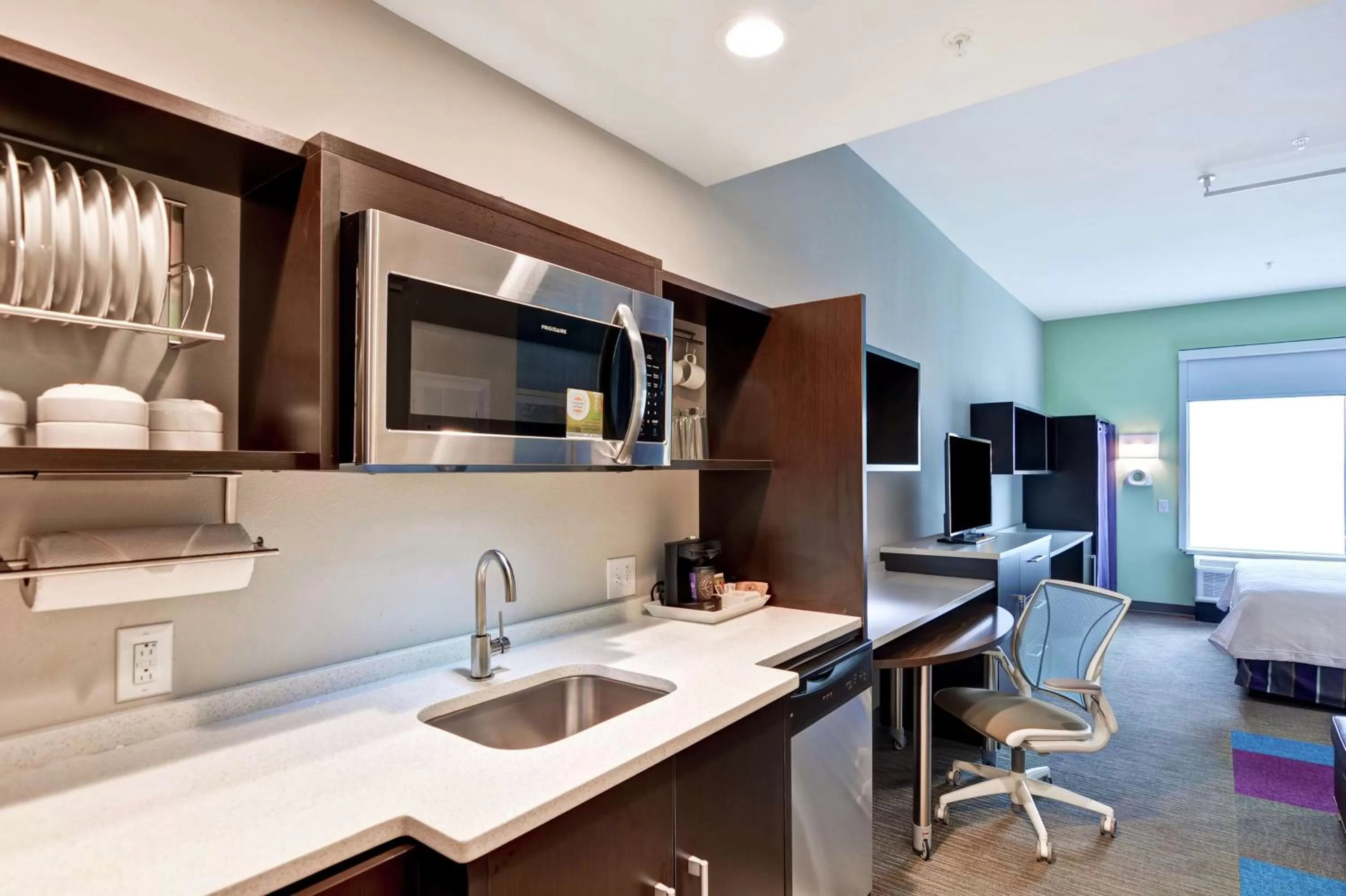 Bedroom in Home2 Suites Pensacola I-10 At North Davis Hwy