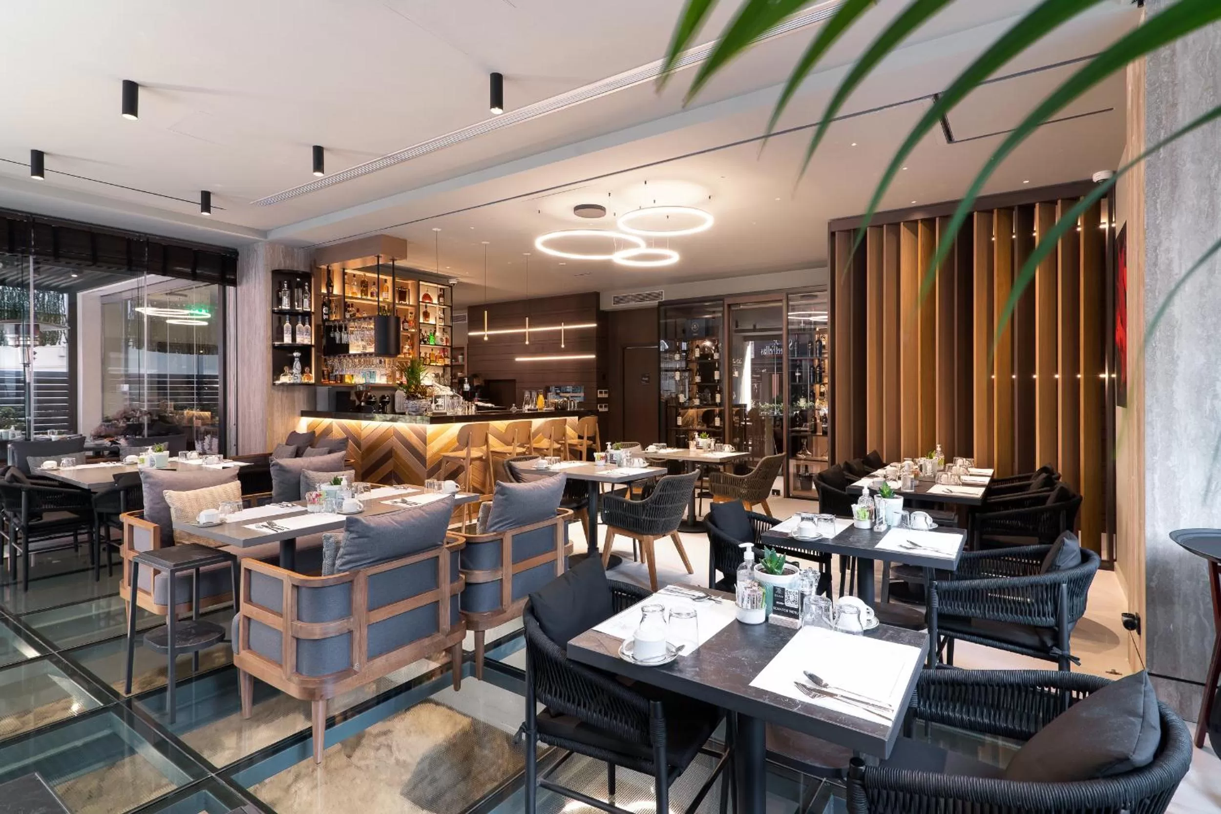 Restaurant/places to eat in S Hotel Boutique Thessaloniki