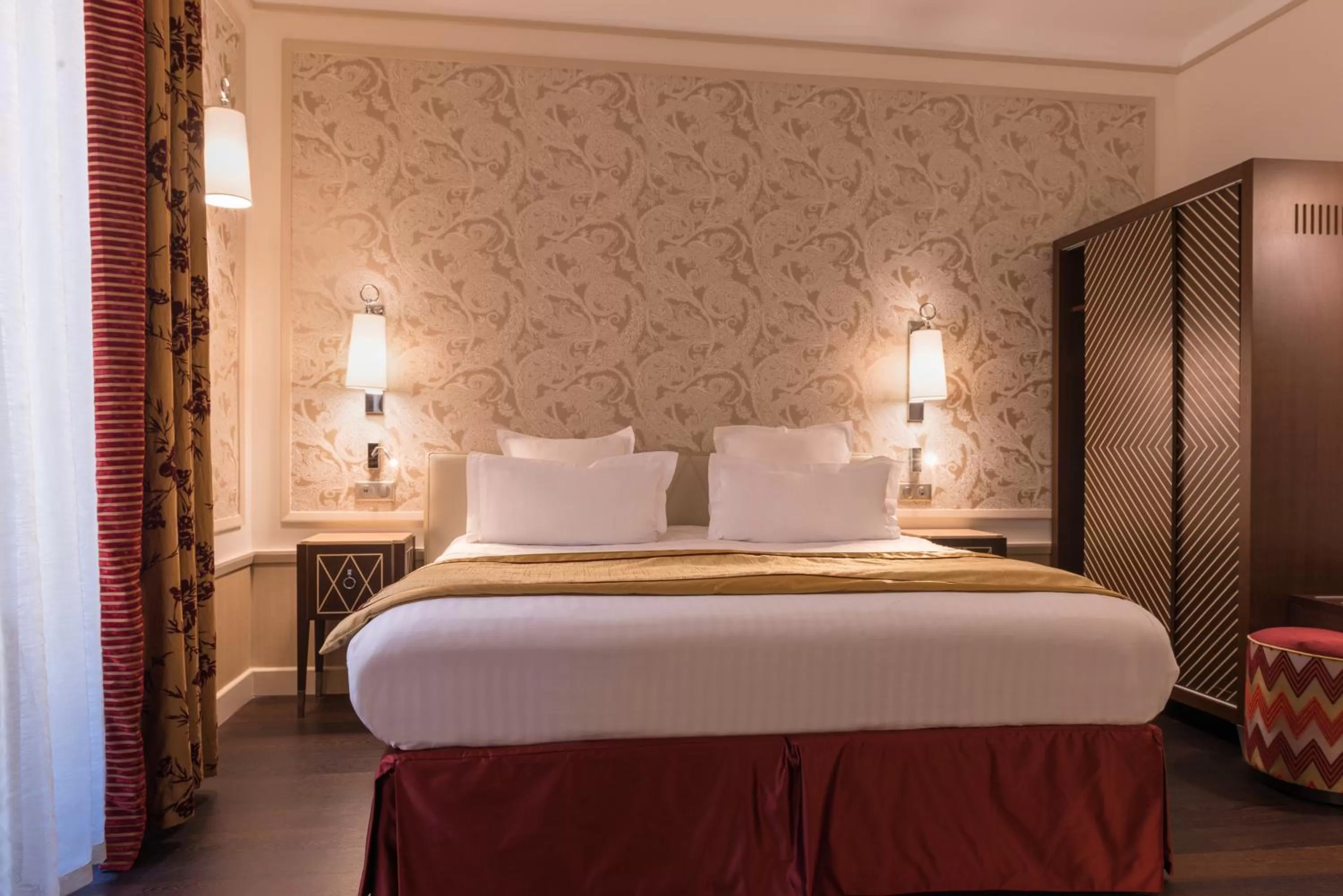 Photo of the whole room, Bed in Crystal Hotel