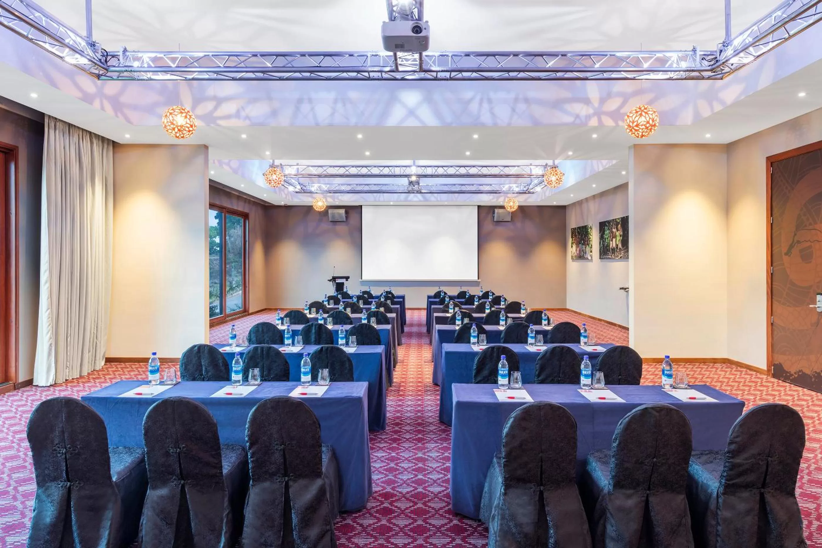 Meeting/conference room in Ramada Resort by Wyndham Port Vila