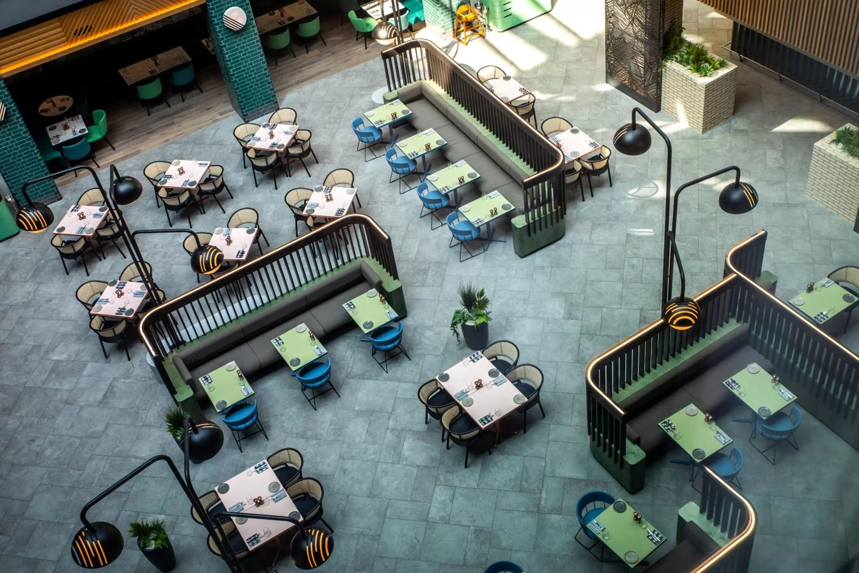 Restaurant/places to eat in Staybridge Suites London Heathrow - Bath Road, an IHG Aparthotel