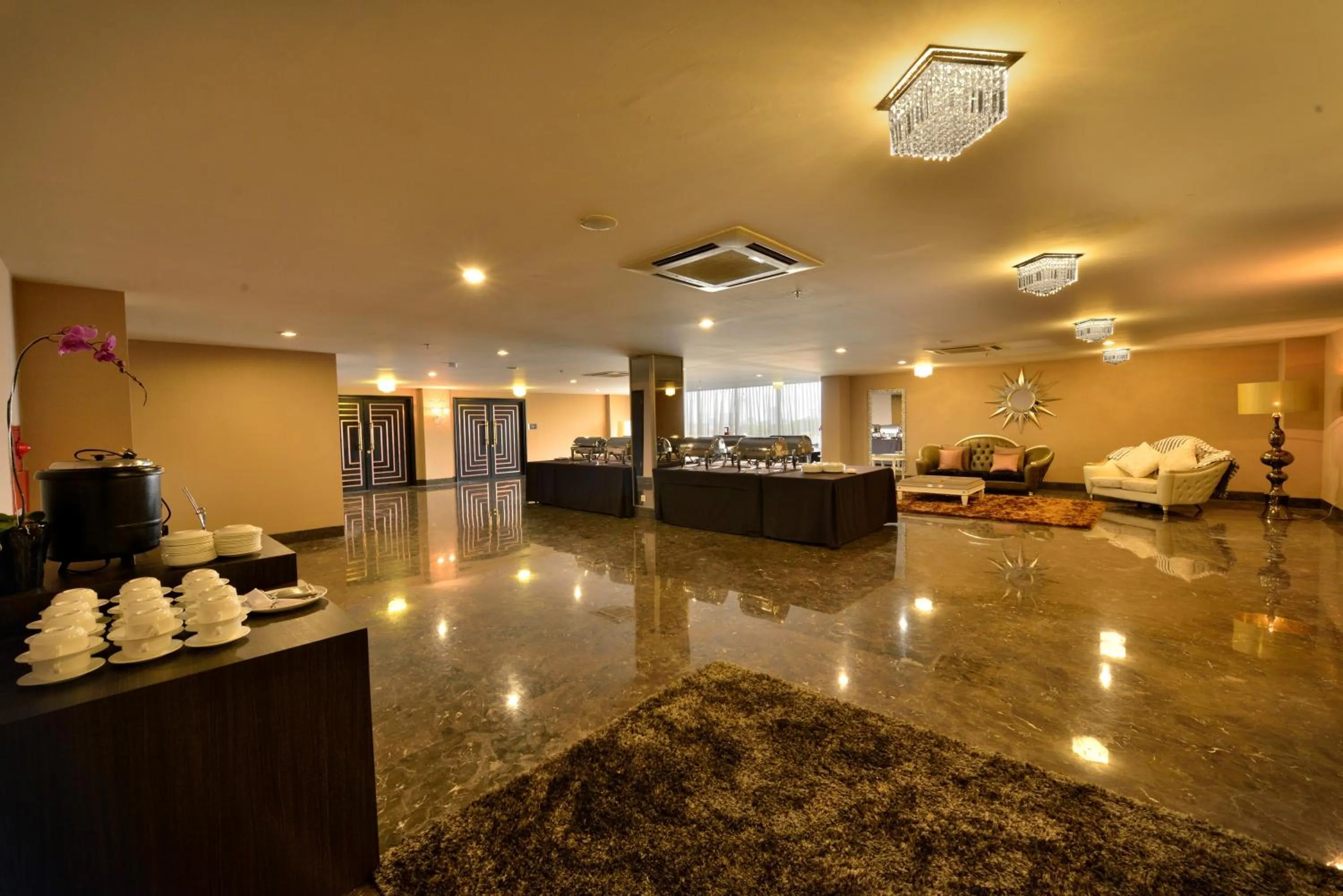 Restaurant/places to eat in Amaroossa Cosmo Jakarta