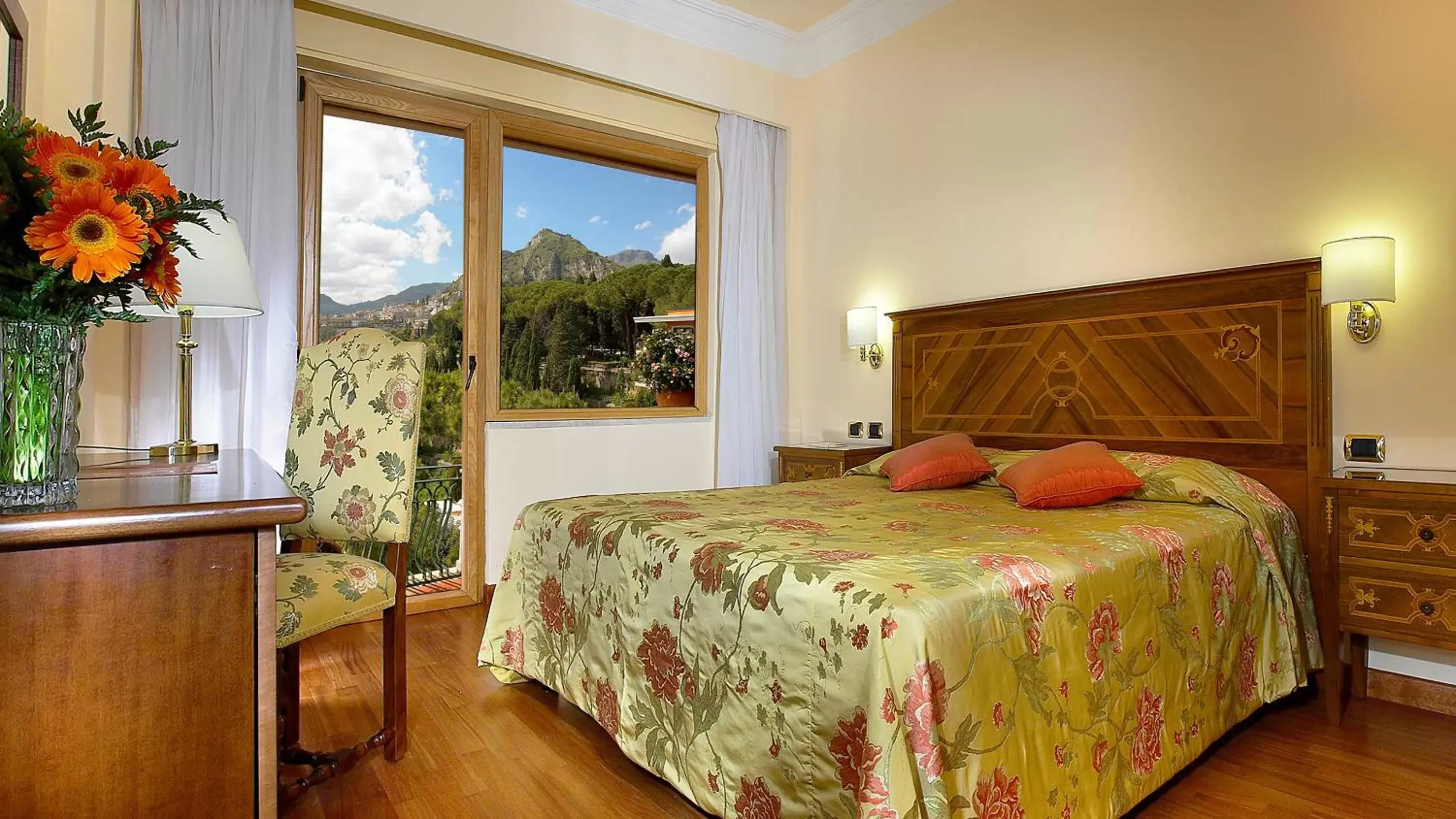 Classic Double or Twin Room in Hotel Villa Diodoro Classic Double or Twin Room in Hotel Villa Diodoro