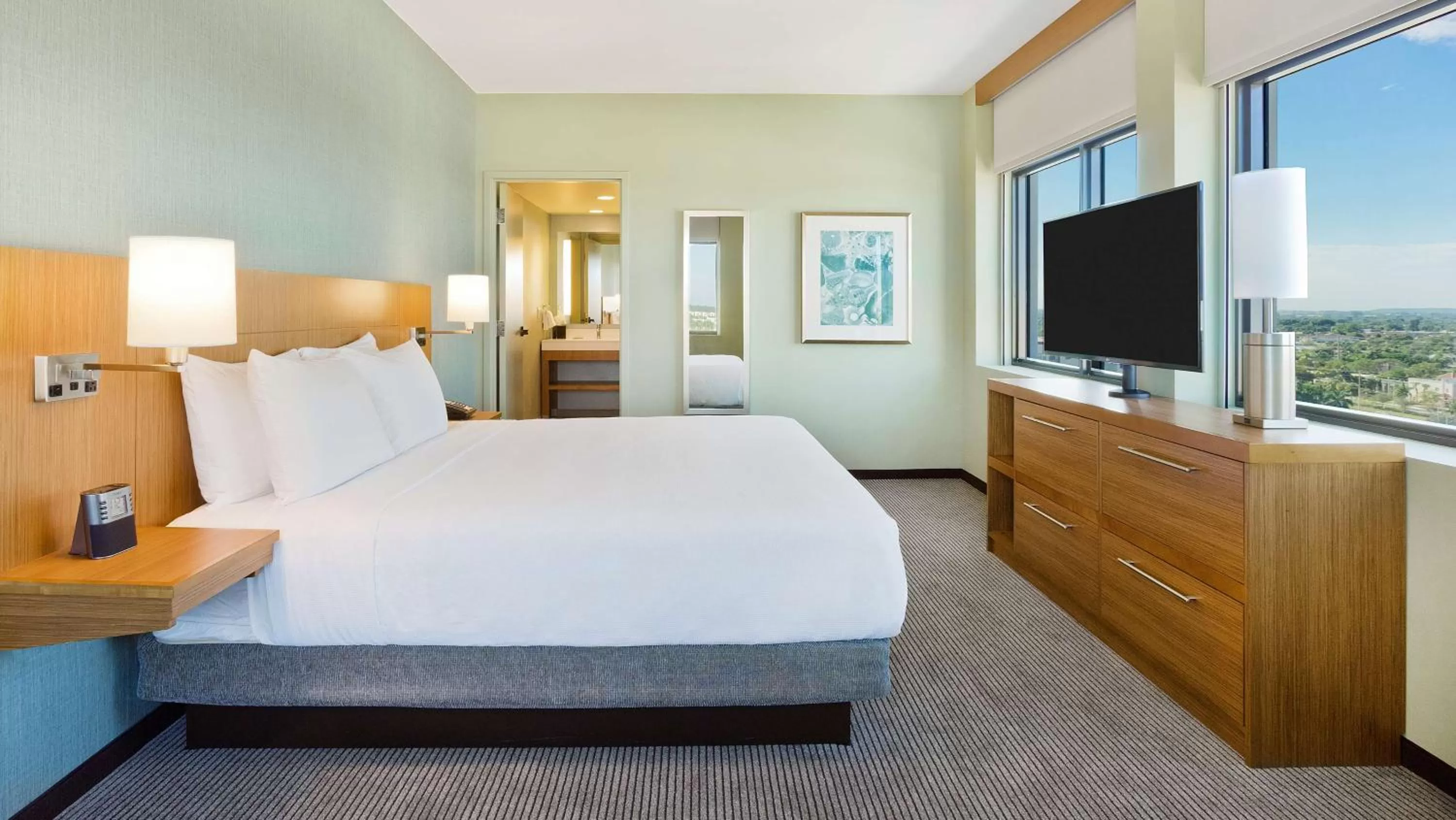 Photo of the whole room, Bed in Hyatt Place Boca Raton