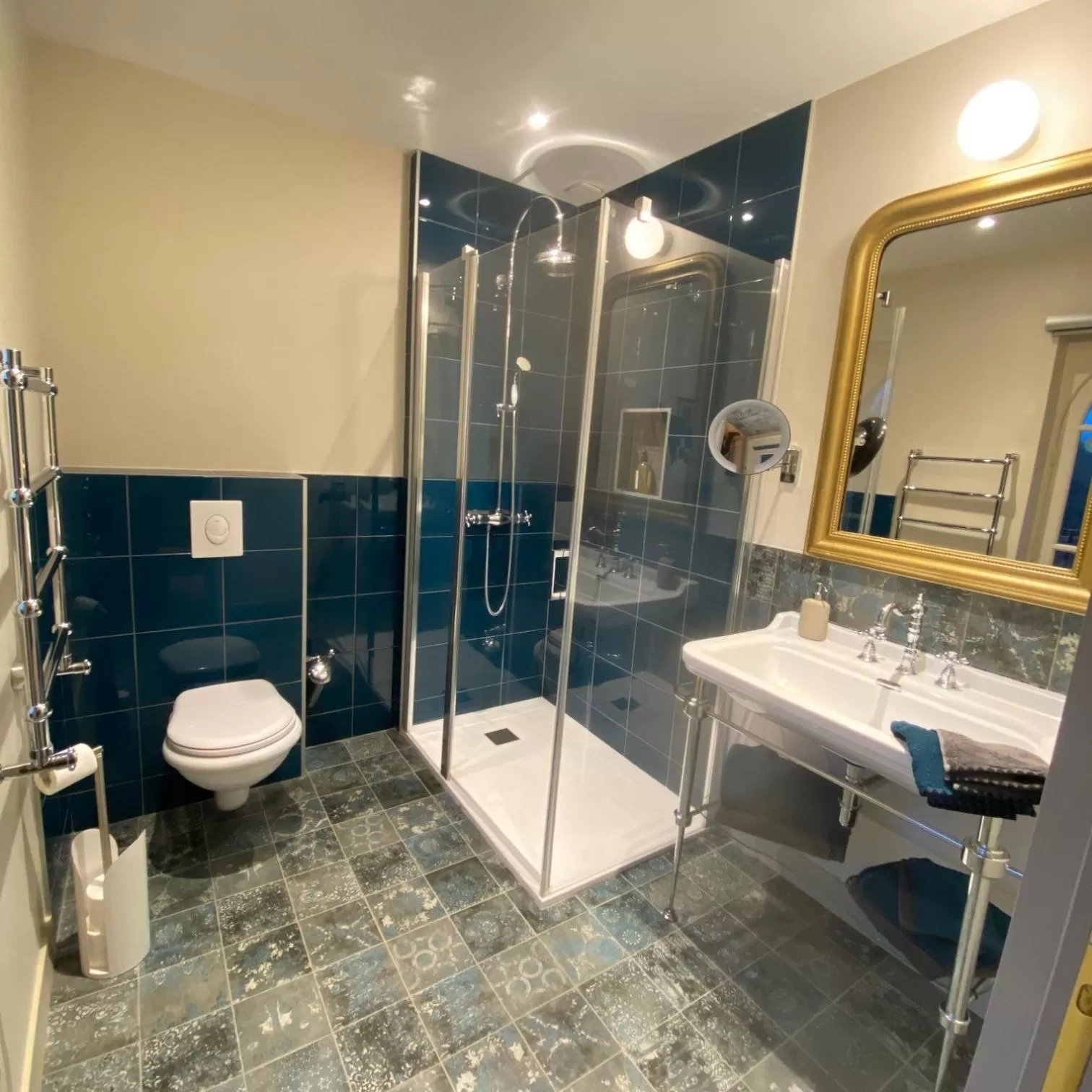 Shower, Bathroom in La Gironnerie