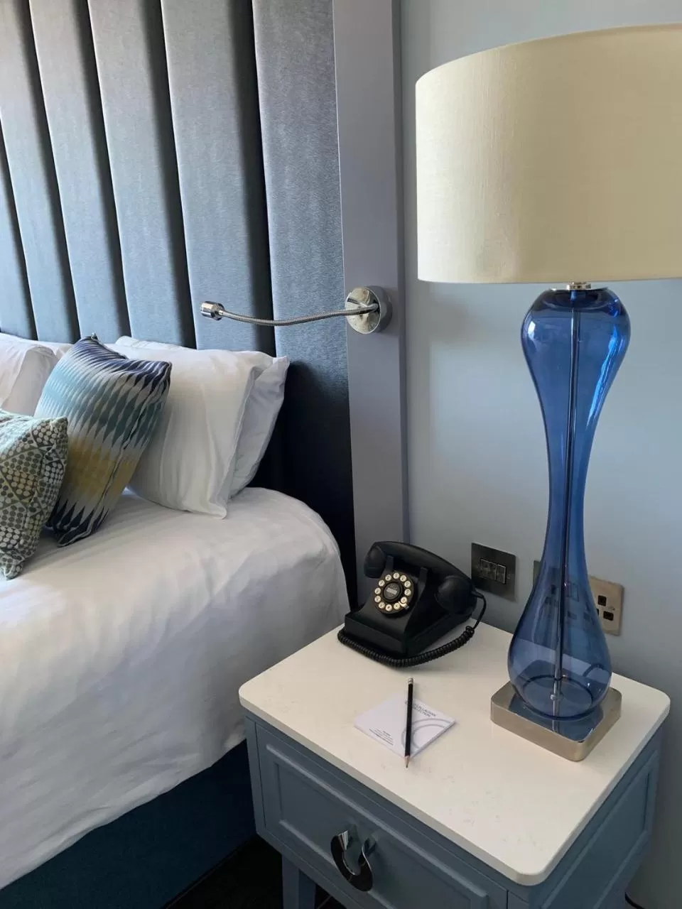 Decorative detail, Bed in The Eliott Hotel