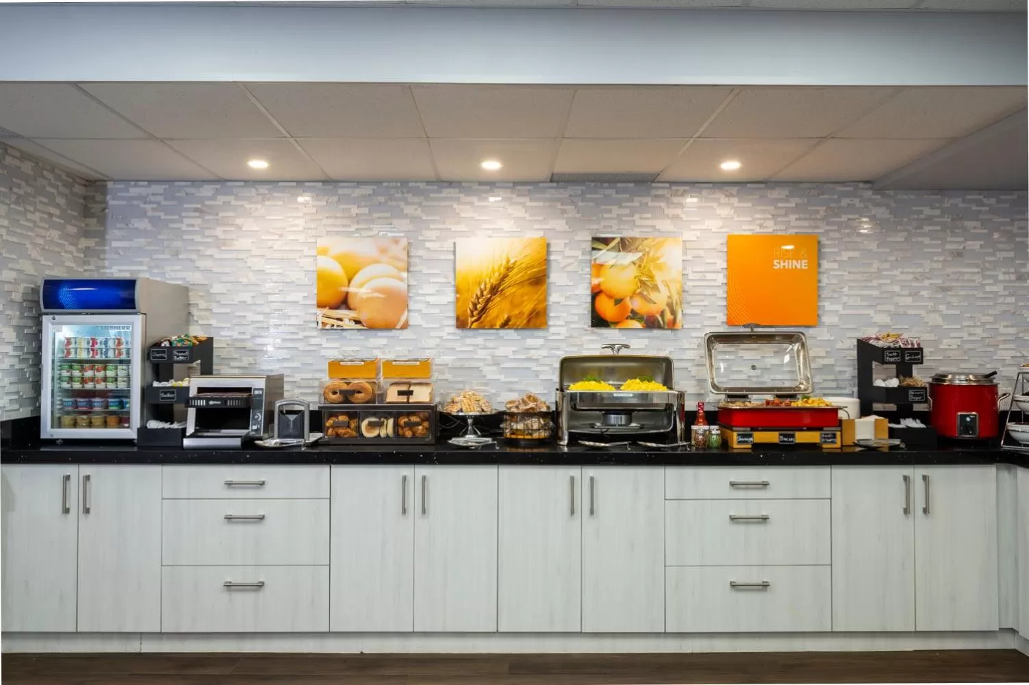 Buffet breakfast in Comfort Hotel