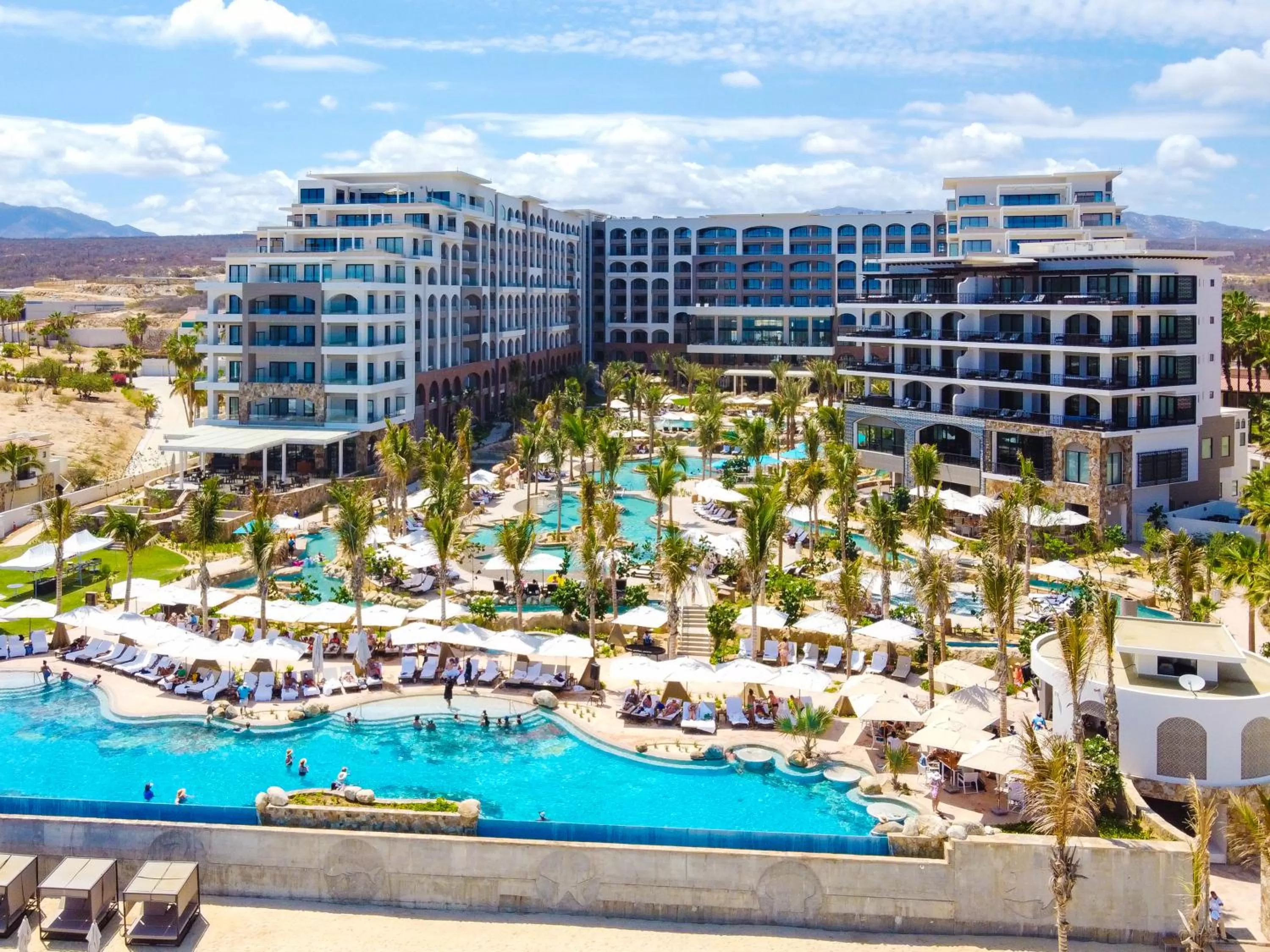 Property building in Villa La Valencia Beach Resort & Spa Los Cabos