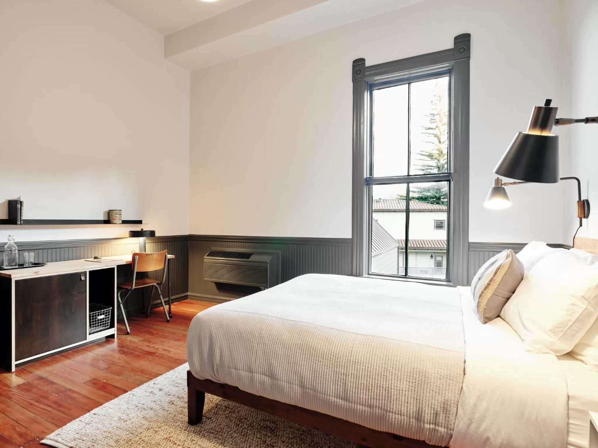 Bed in Thatcher Hotel