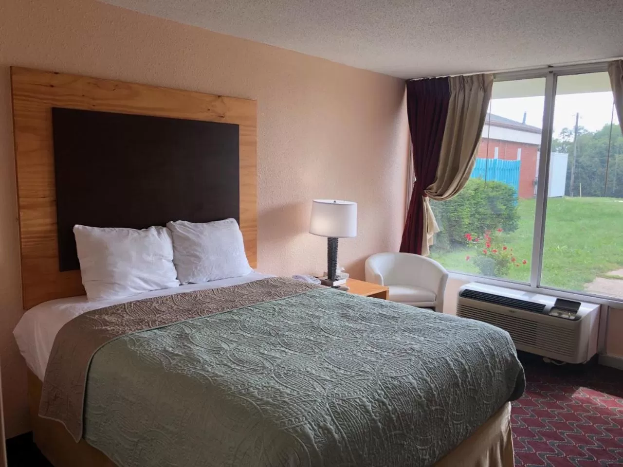 Bed in Hotel Lexihill