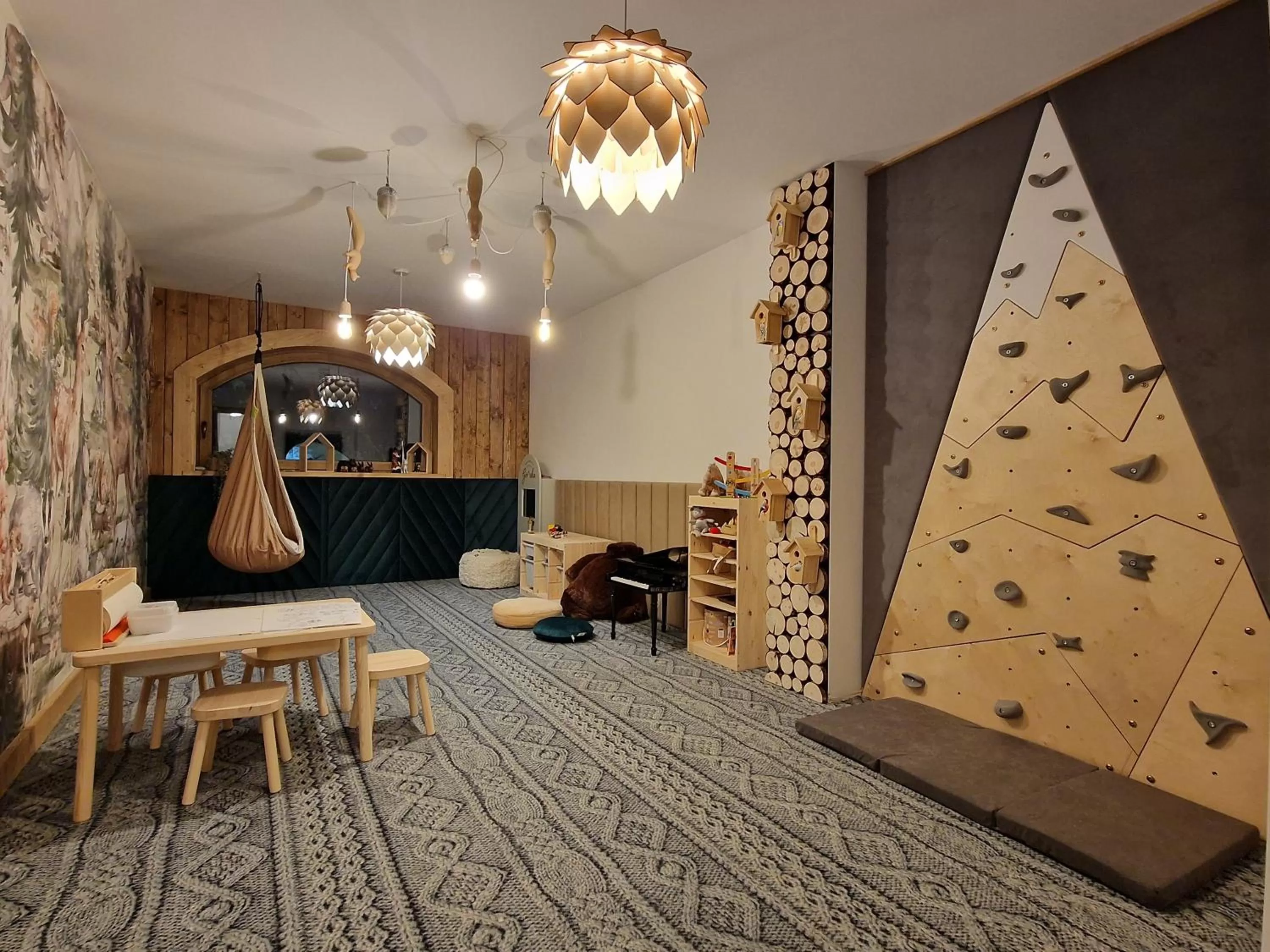 children in Rezydencja Górska Odkryj Zakopane