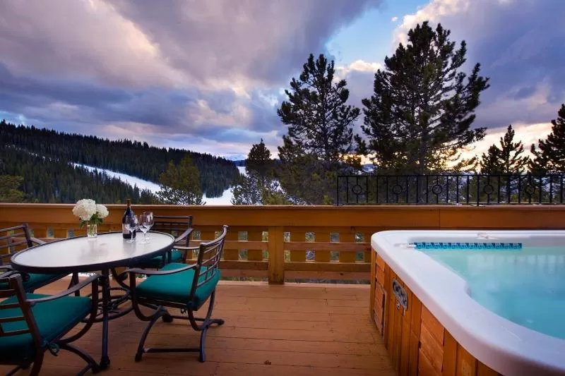 The Arrabelle at Vail Square, a RockResort