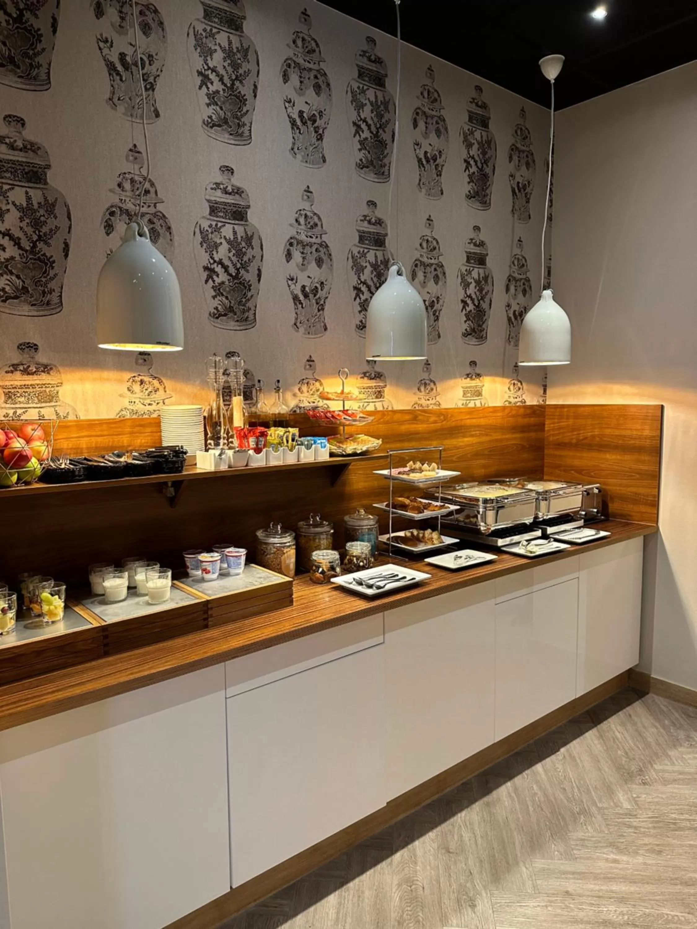 Breakfast in Hotel Cornelisz