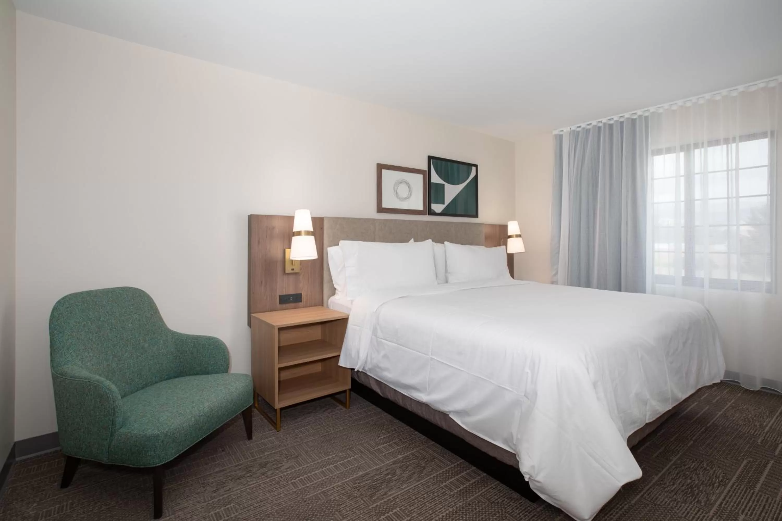 Photo of the whole room, Bed in Staybridge Suites - Carson City - Tahoe Area by IHG