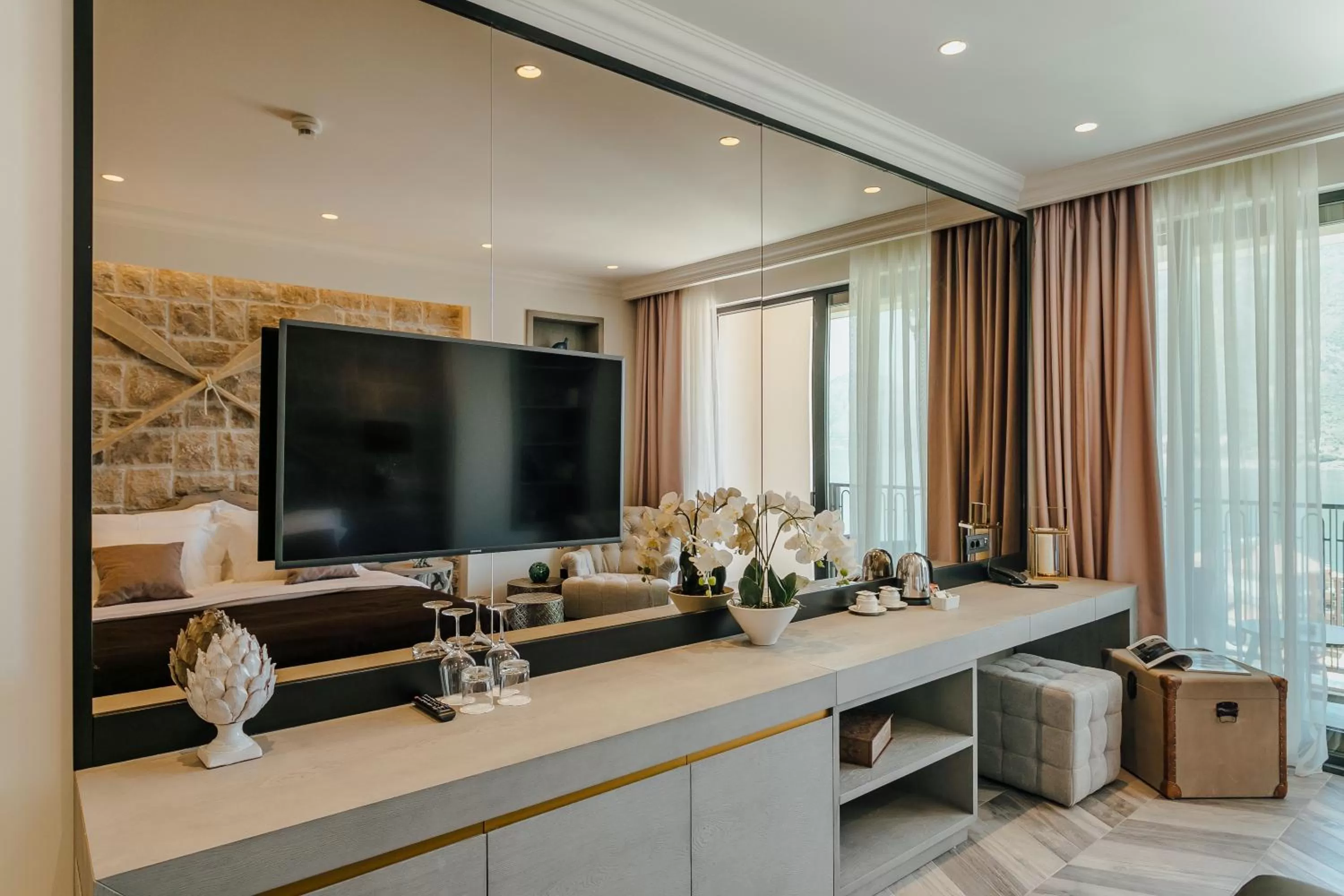 TV and multimedia in Boutique Hotel Casa del Mare - Vizura