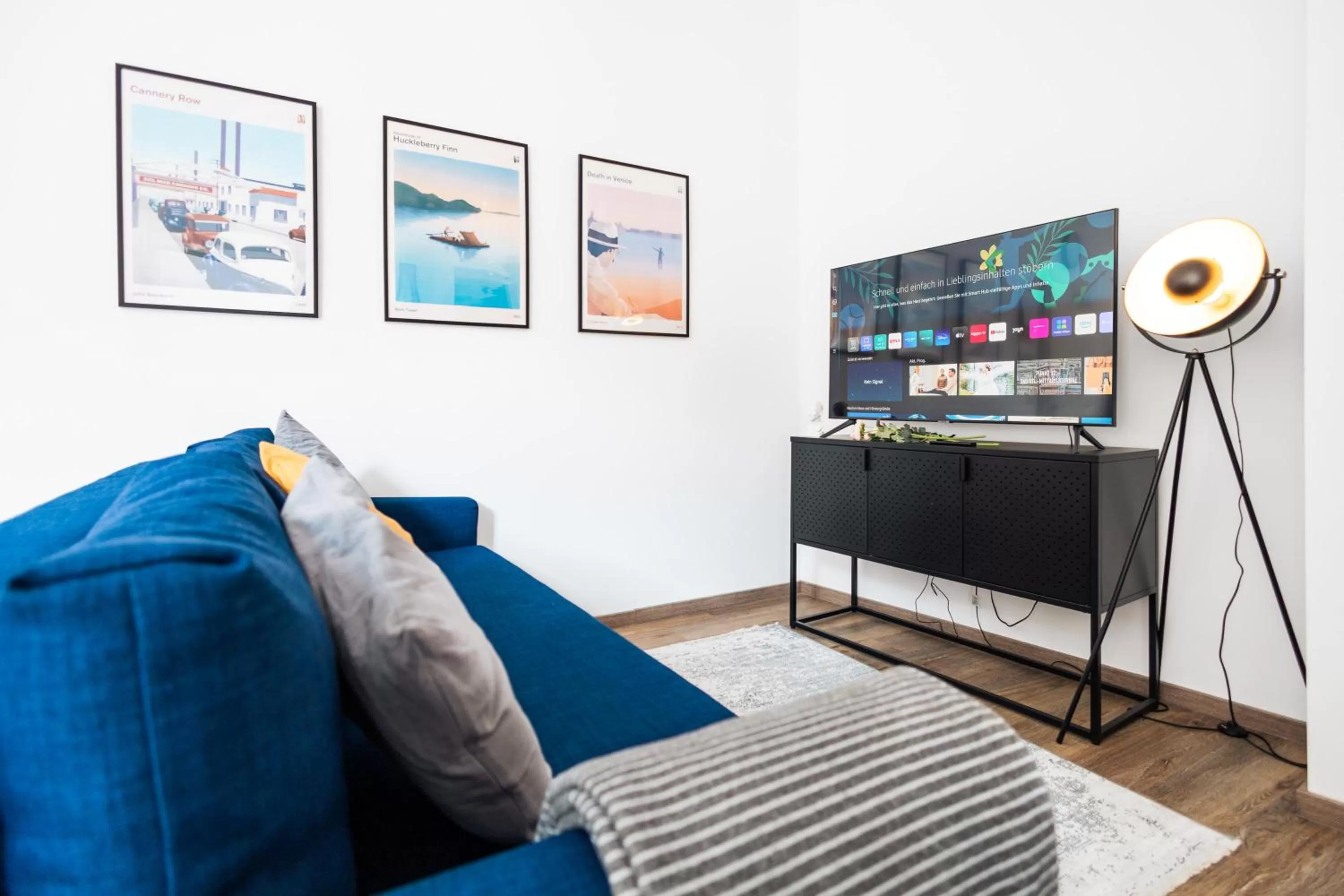 Communal lounge/ TV room in Apartments am Neuen Theater - Altstadt - Zentral - Küche - Wifi - Powered by Ko-Living