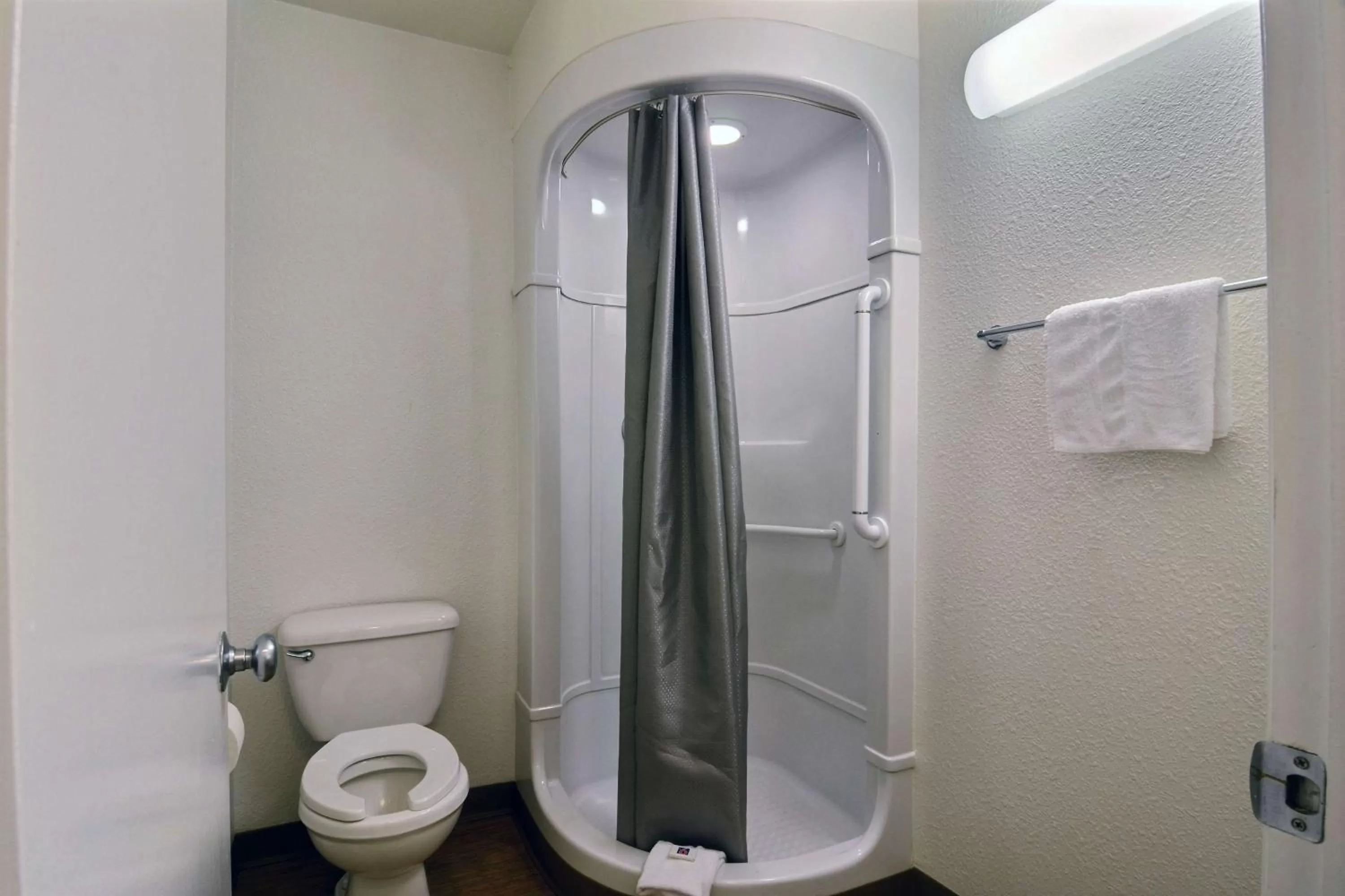 Bathroom in Motel 6-Tumwater, WA - Olympia