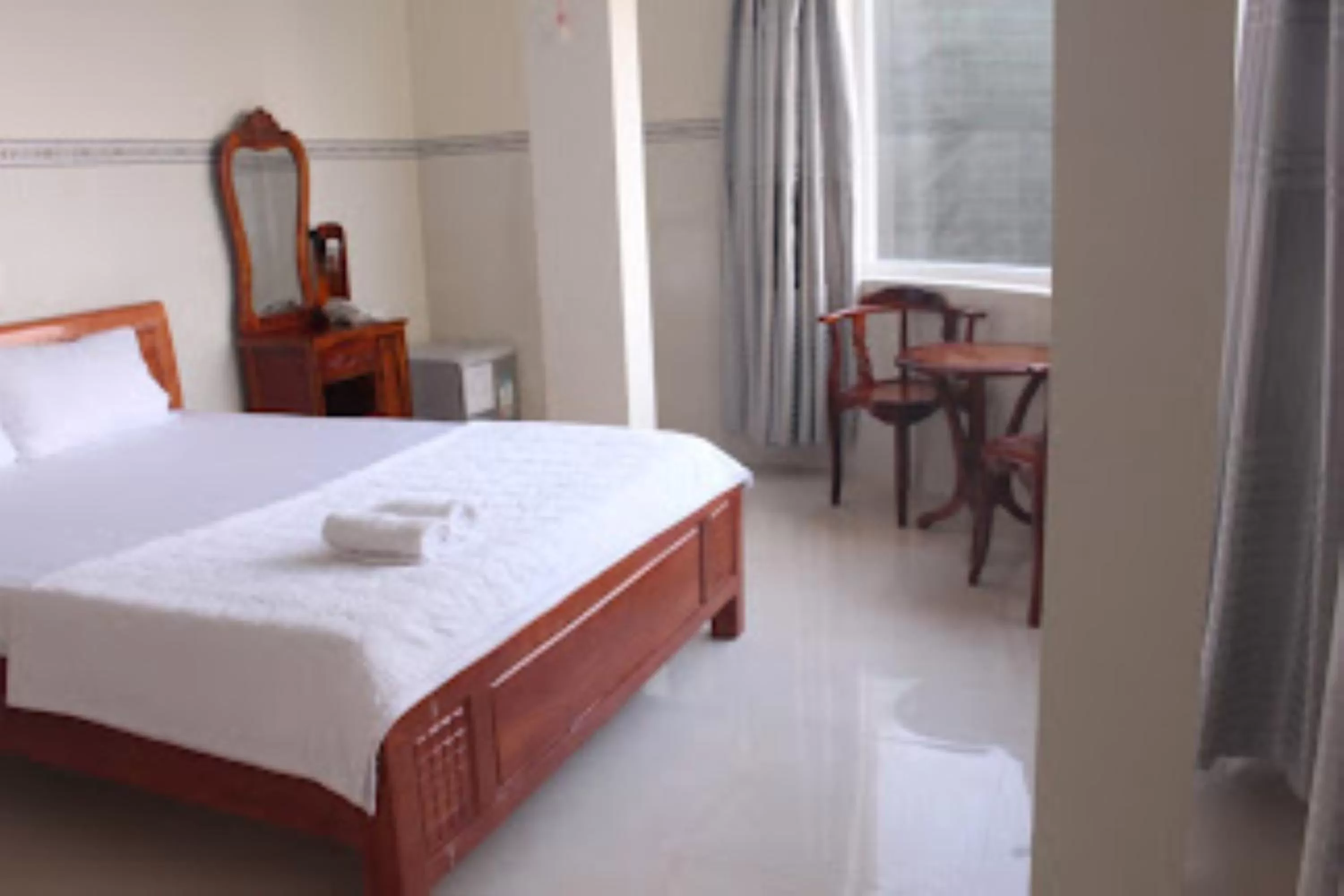 Bedroom, Bed in Hoang Phat Hotel