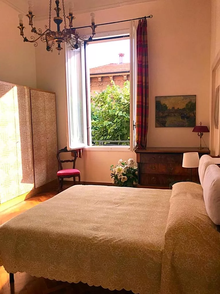 Bed in Italy Prestigious Guest House