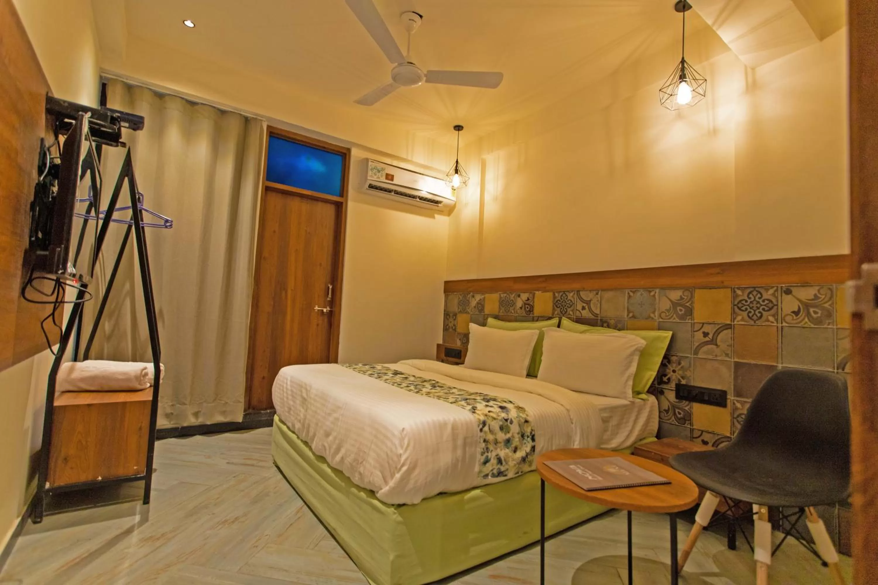 Photo of the whole room, Bed in Nova Park