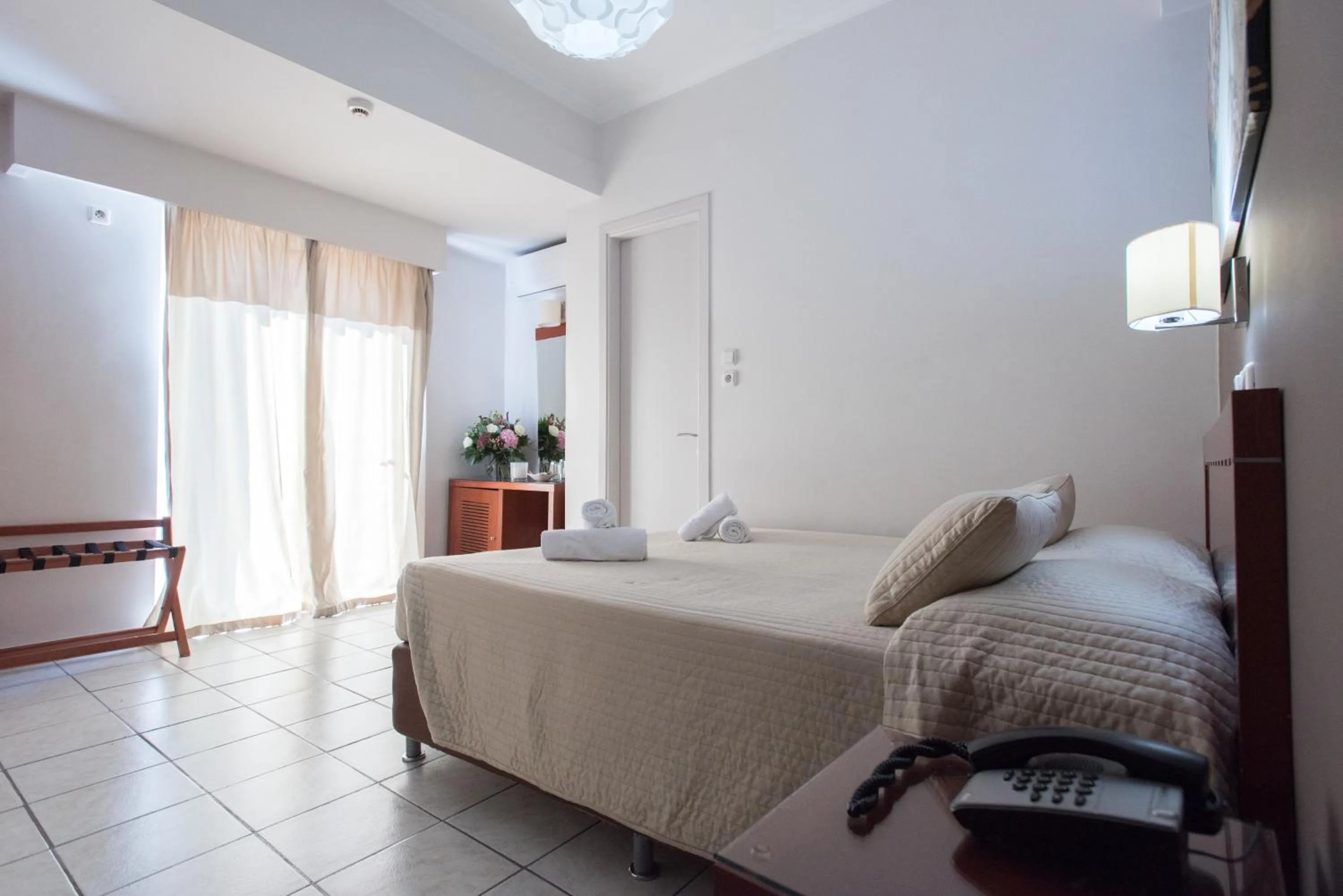 Photo of the whole room, Bed in Epidavros Hotel