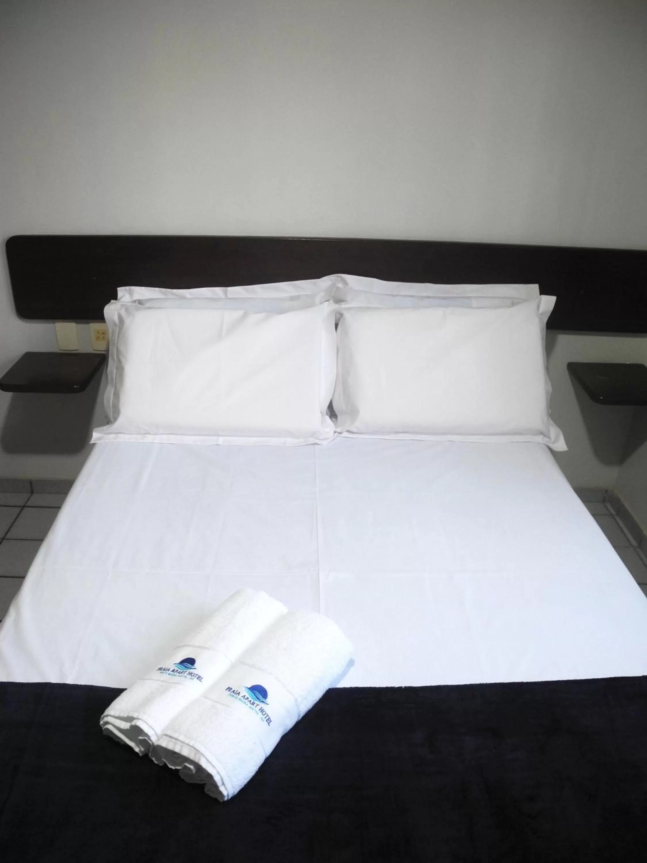 Bed in Praia Apart Hotel