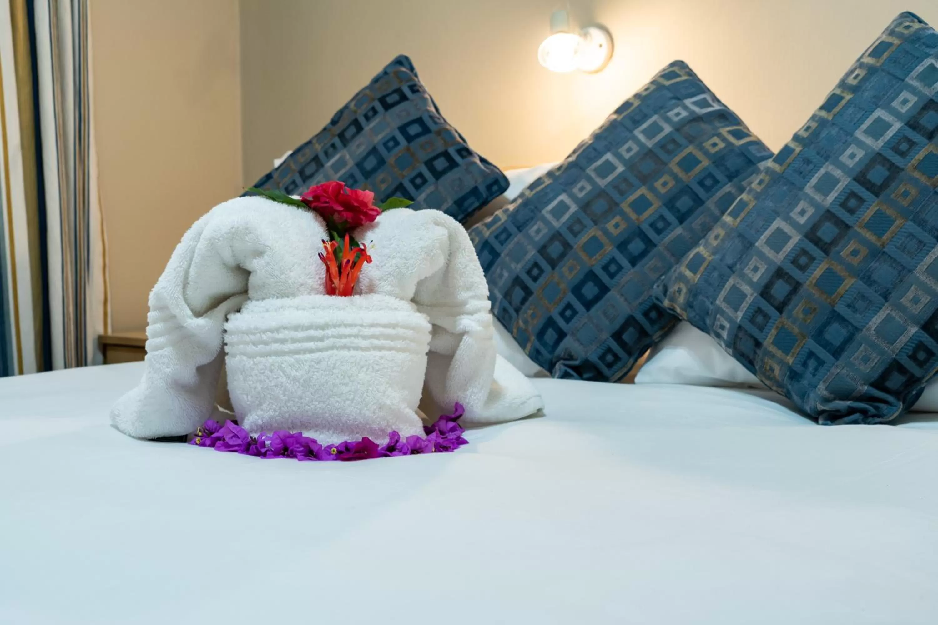 Bedroom, Bed in Gooderson Knysna Chalets